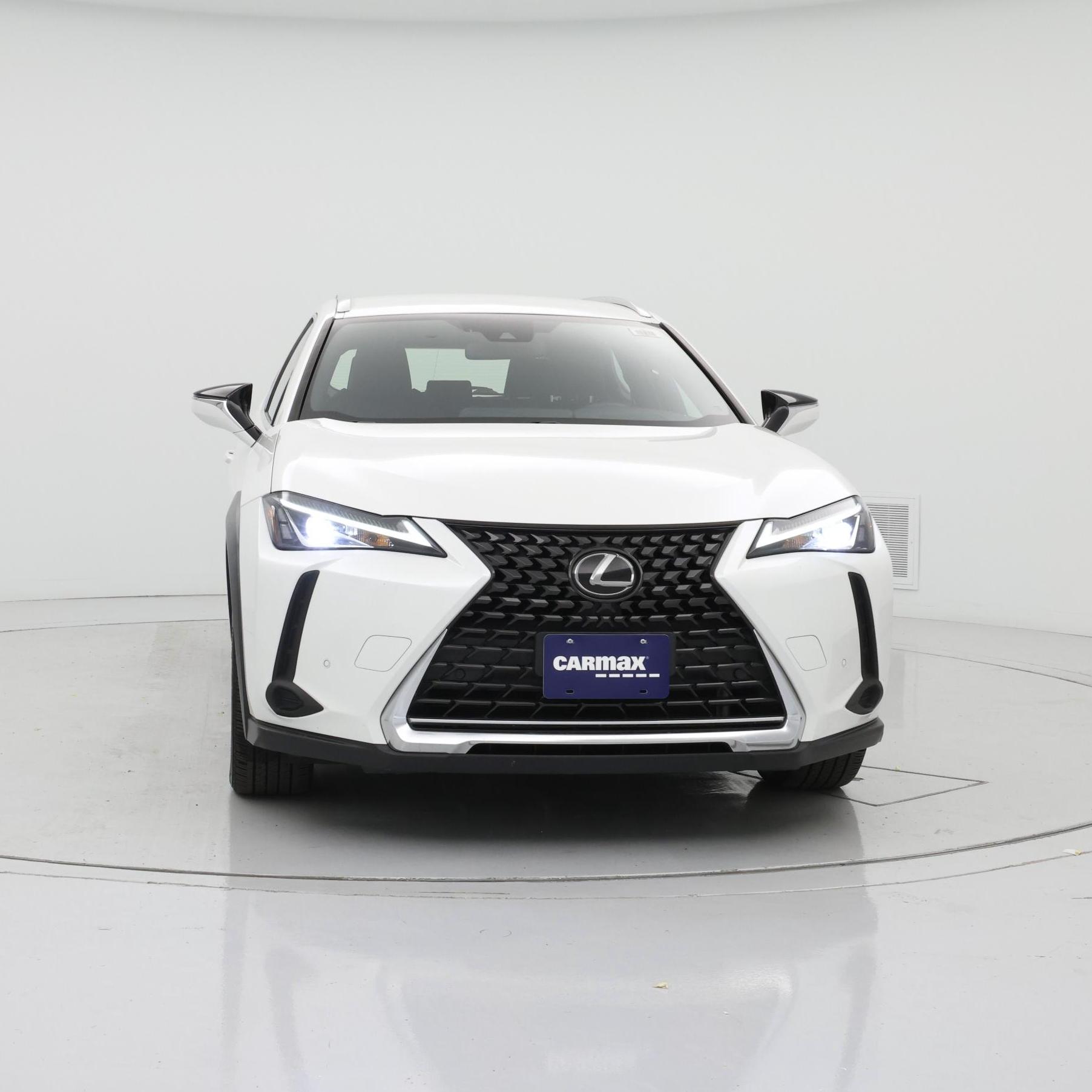 Thumbnail: 2021 Lexus UX - 5