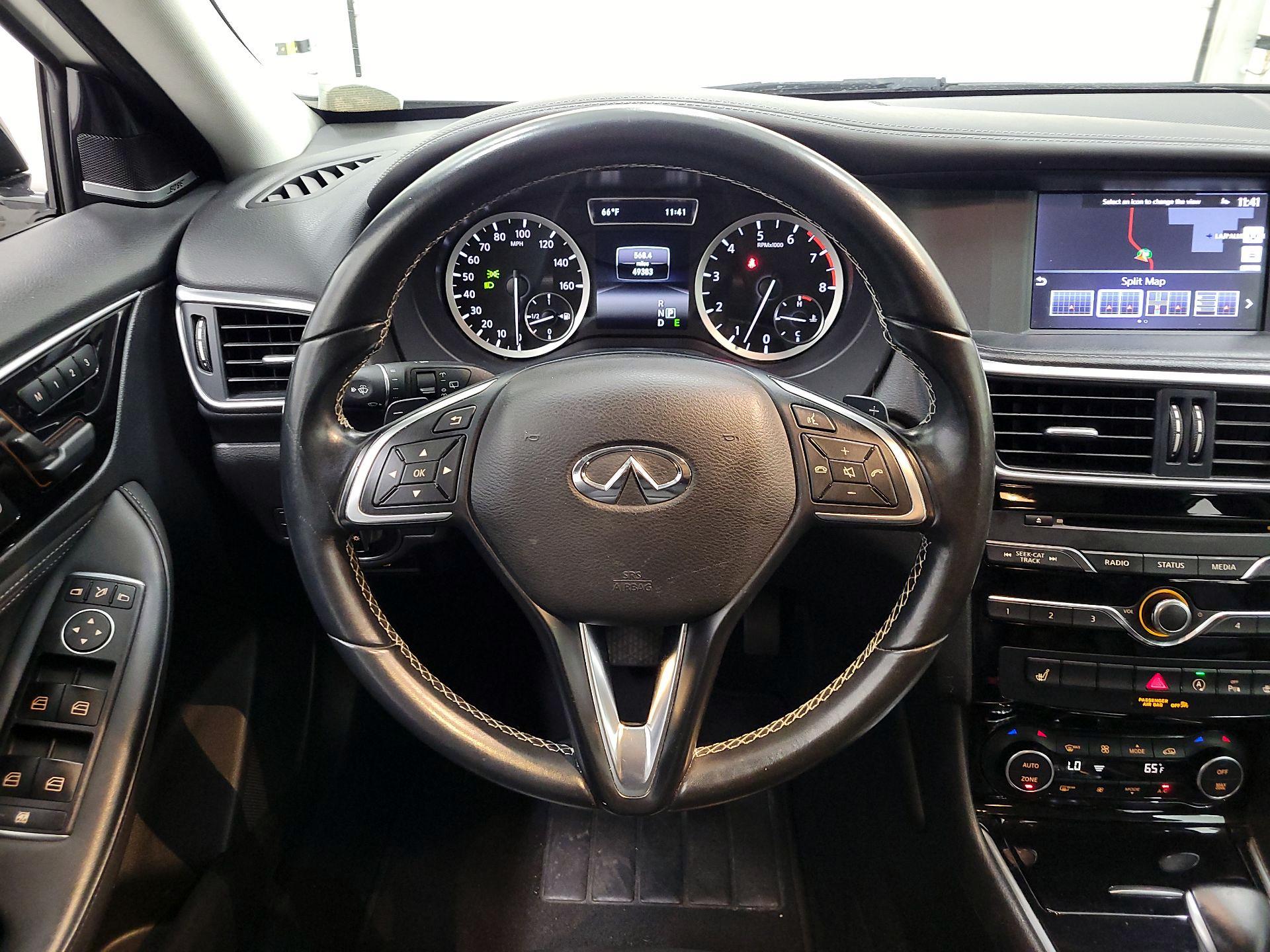 Thumbnail: 2018 INFINITI QX30 - 10