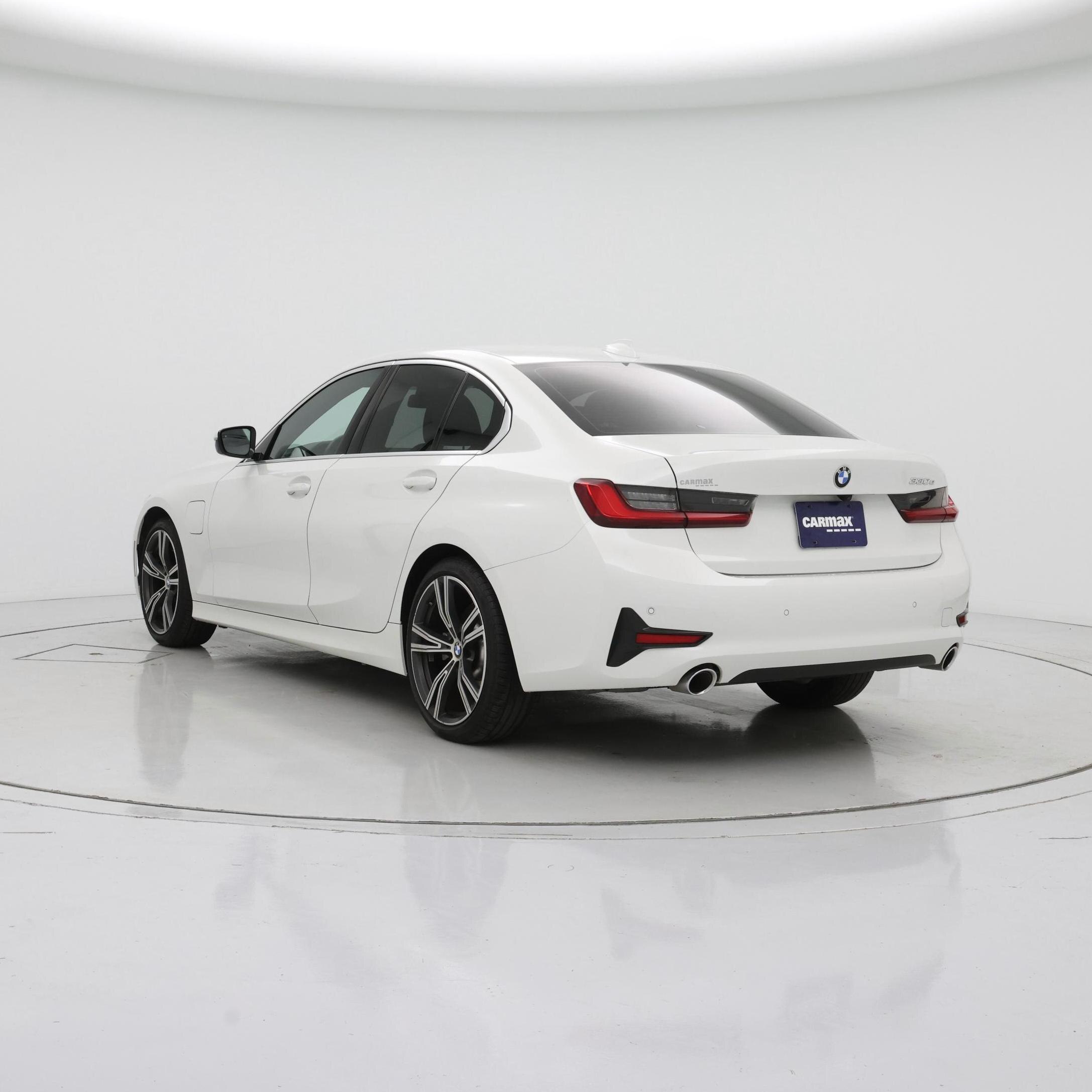 Thumbnail: 2021 BMW 3 Series - 2