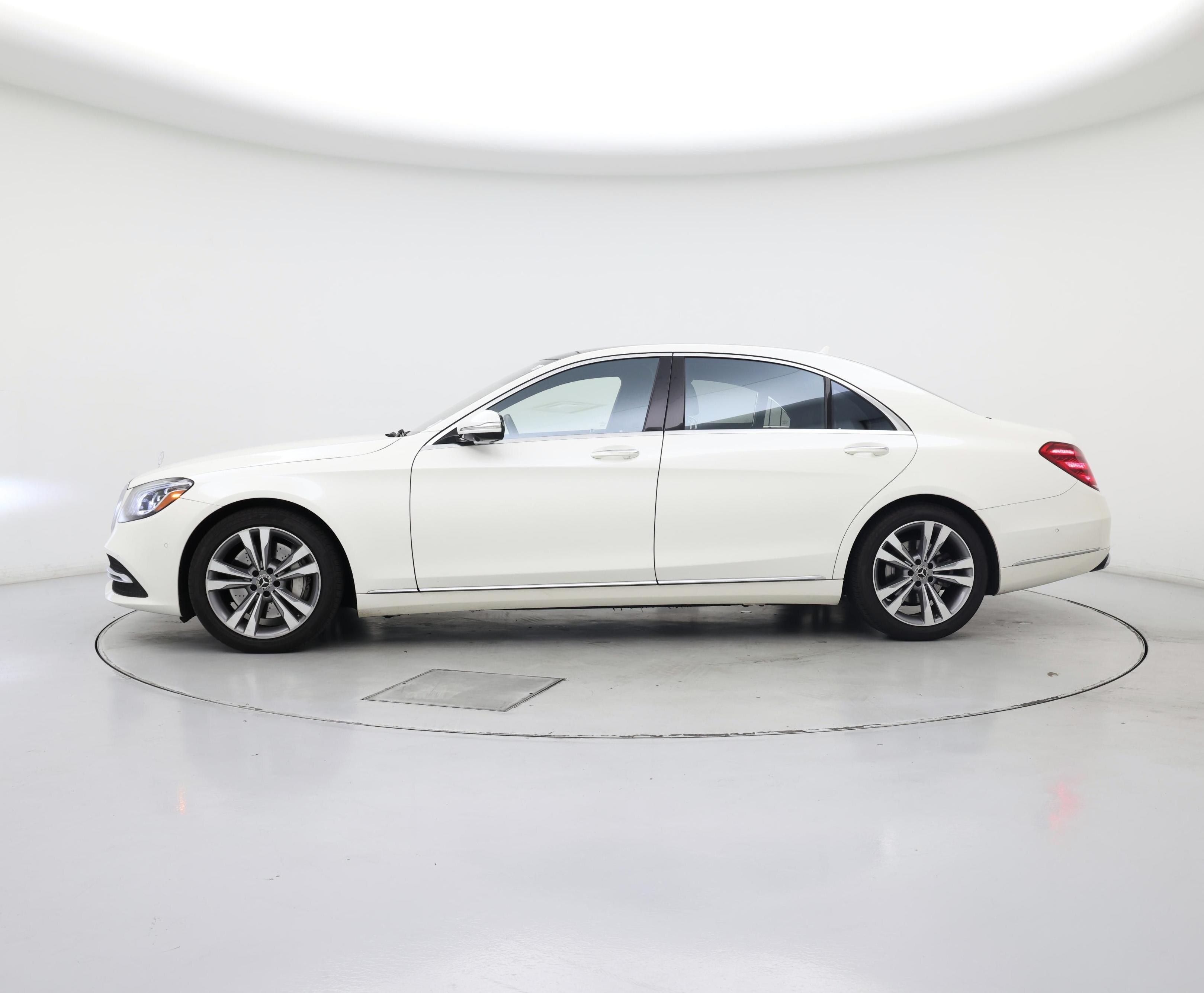 Thumbnail: 2020 Mercedes-Benz S-Class - 3