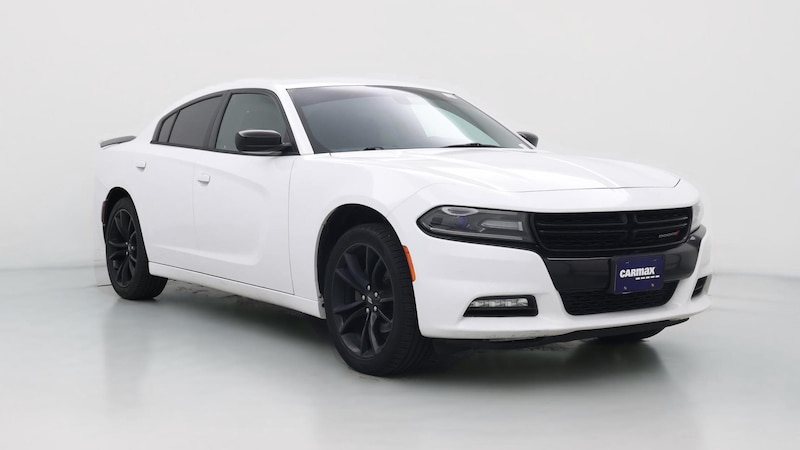 2017 Dodge Charger SXT Hero Image