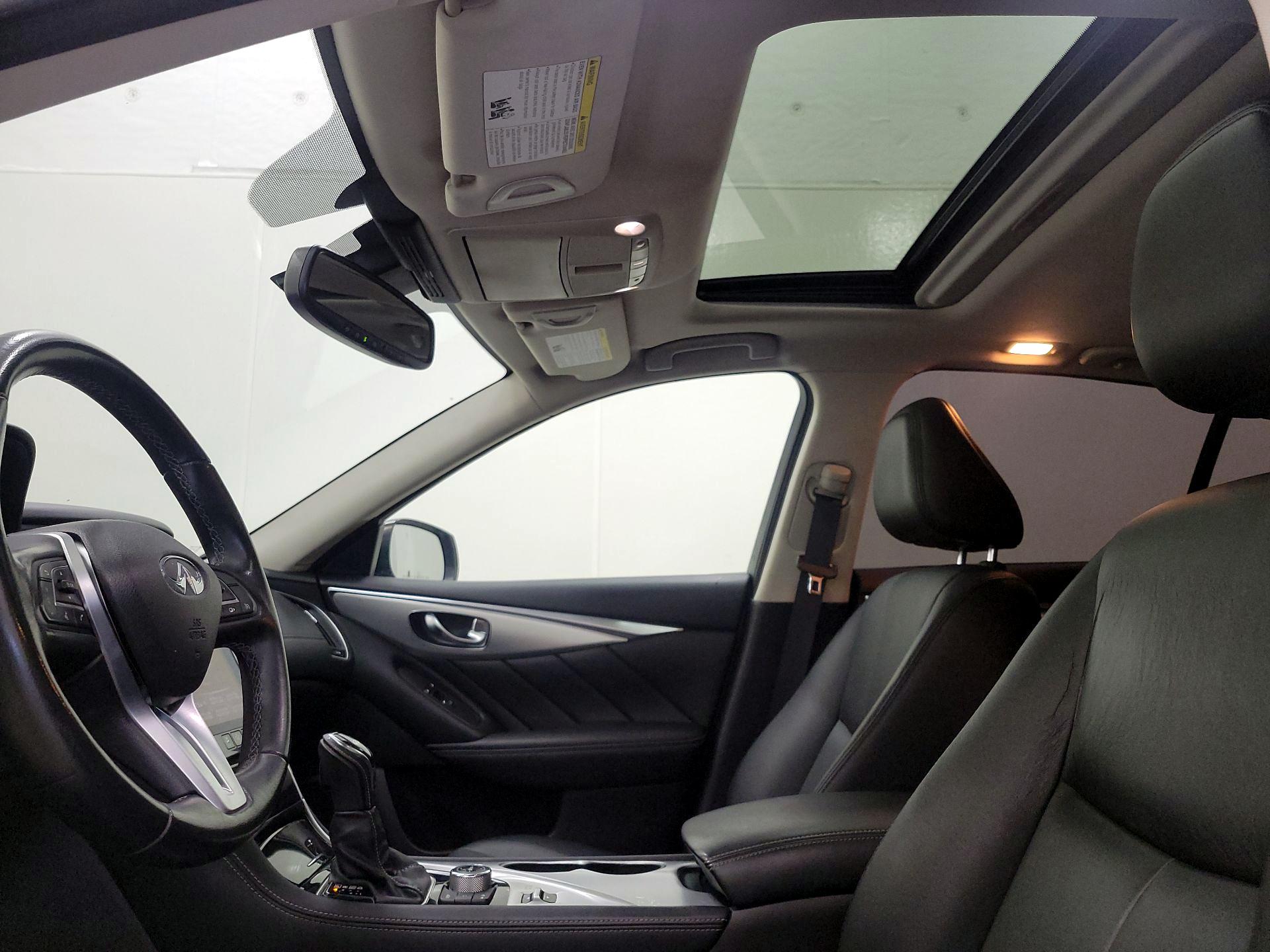 Thumbnail: 2019 INFINITI Q50 - 19