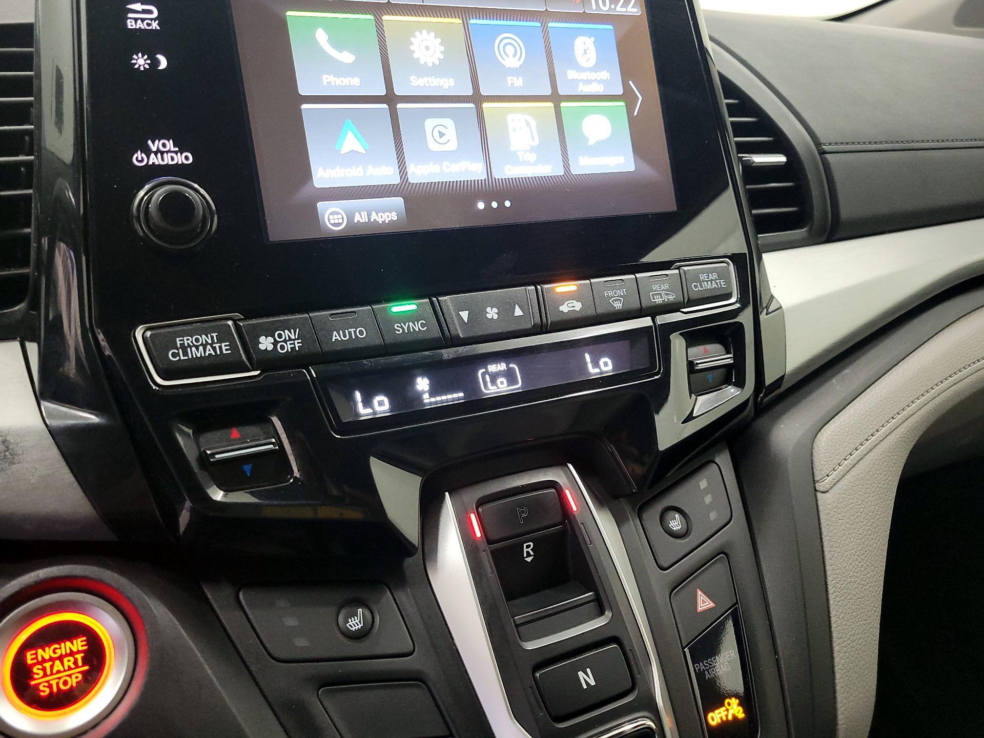 Thumbnail: 2019 Honda Odyssey - 16