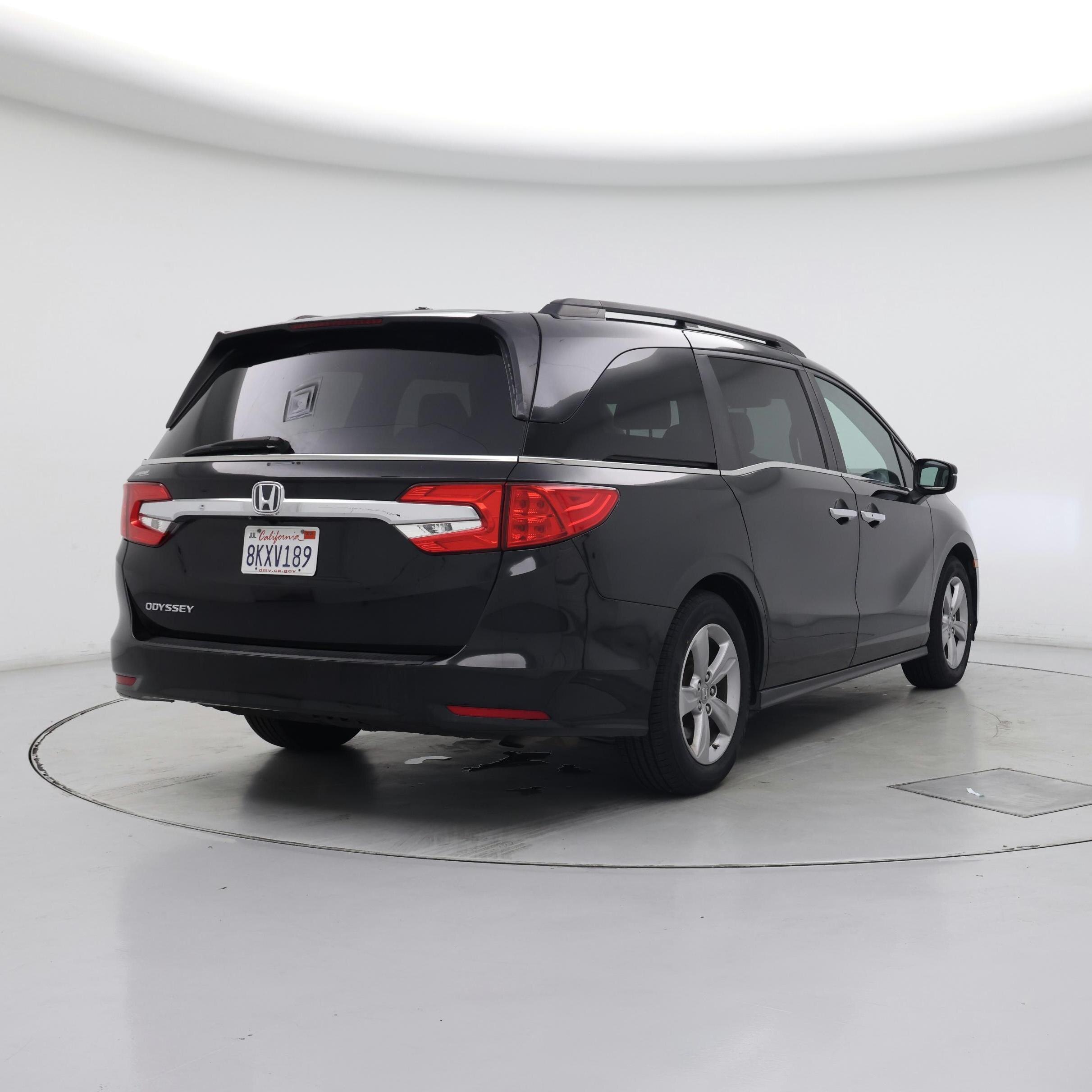 Thumbnail: 2019 Honda Odyssey - 8