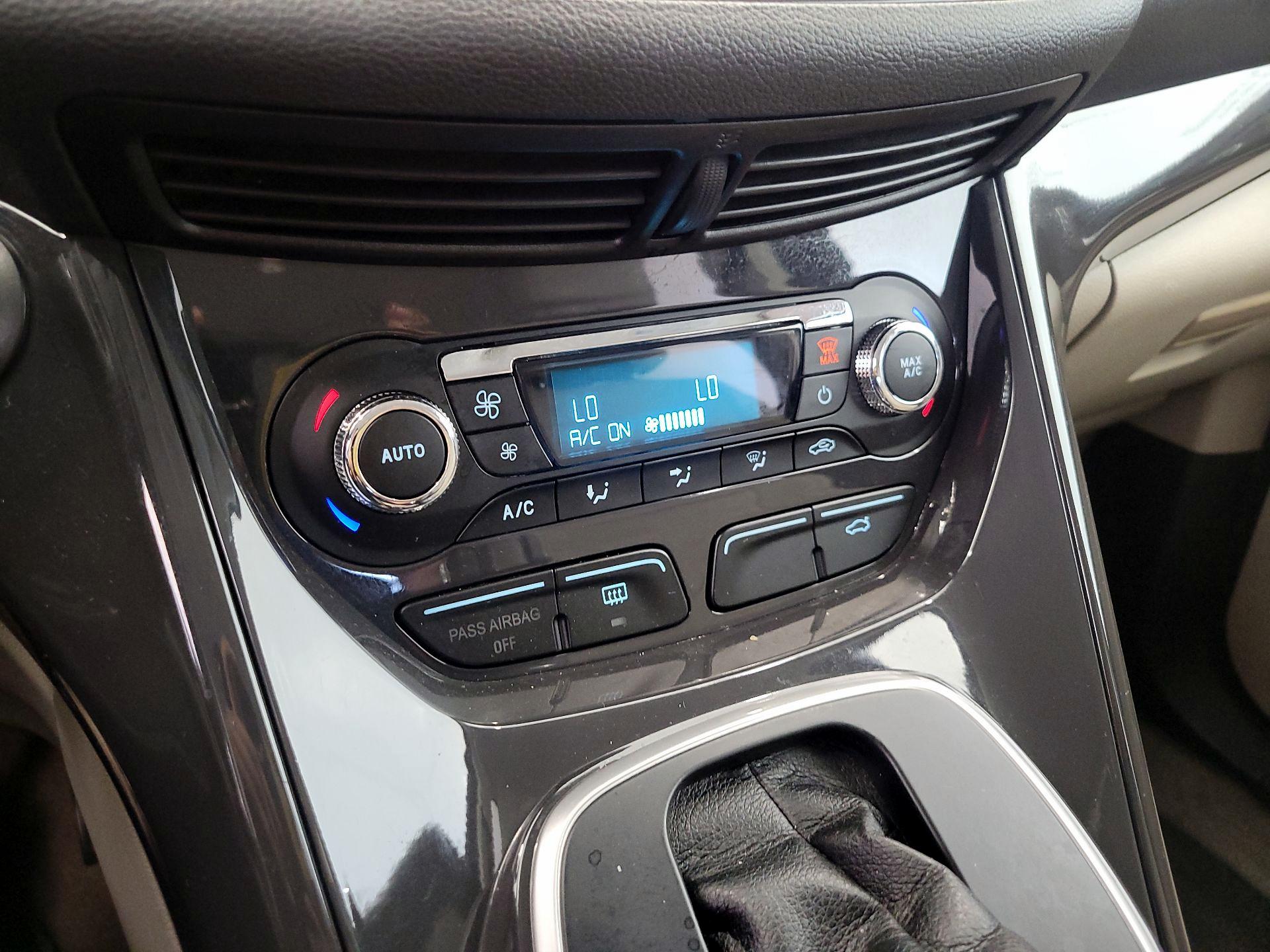 Thumbnail: 2014 Ford Escape - 16