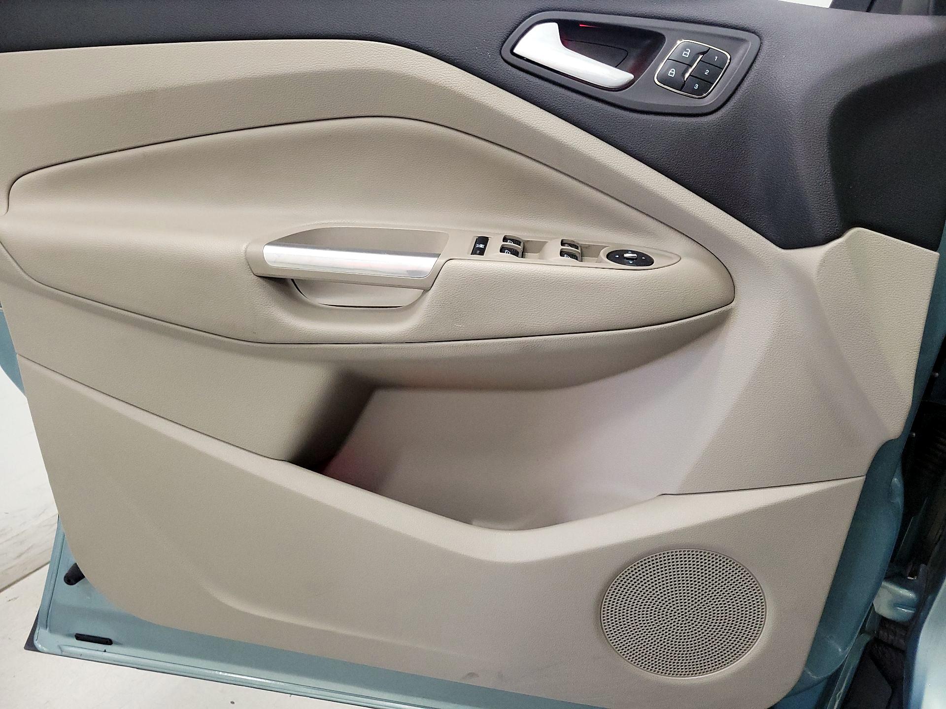 Thumbnail: 2013 Ford Escape - 12