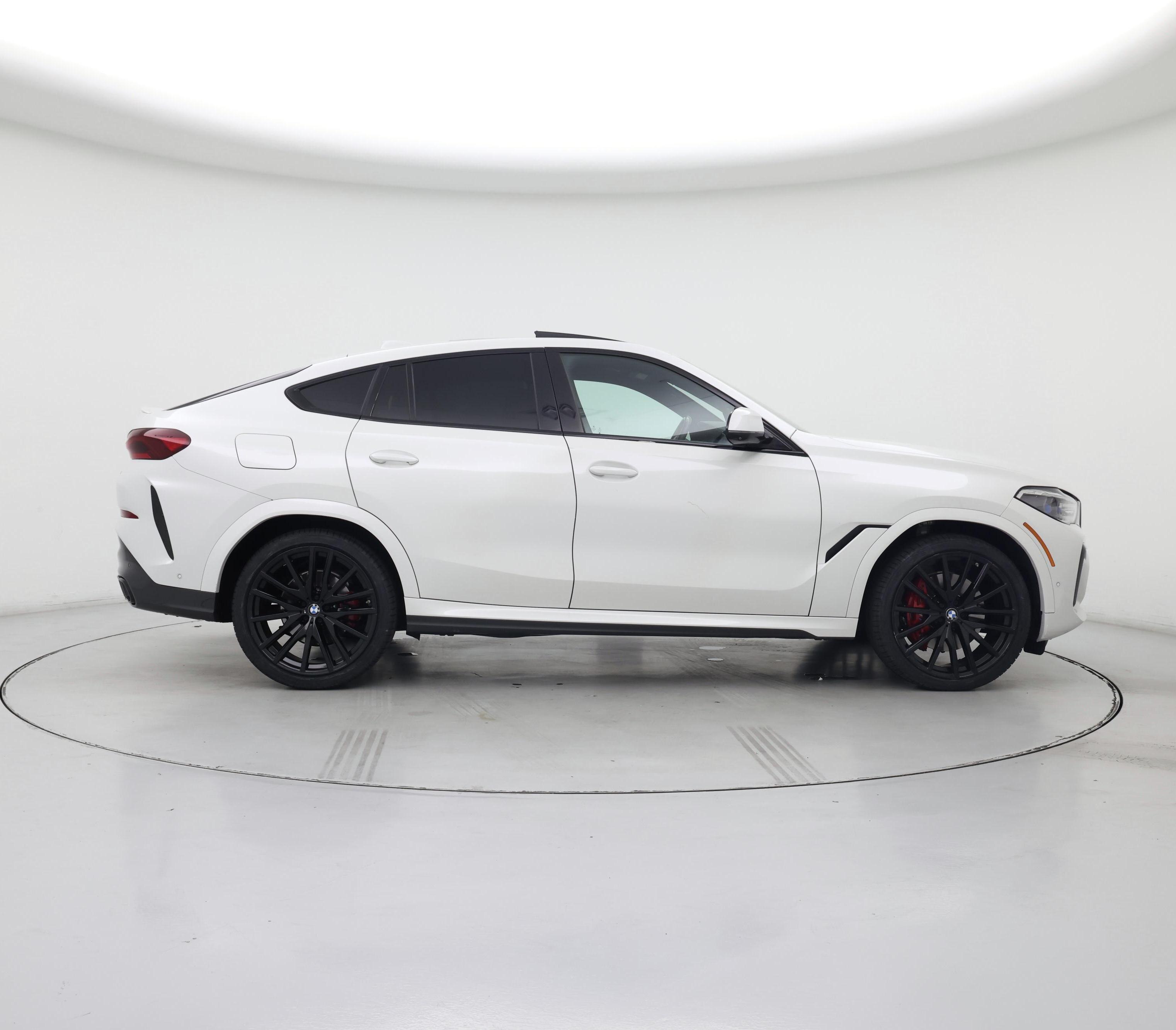 Thumbnail: 2022 BMW X6 - 7