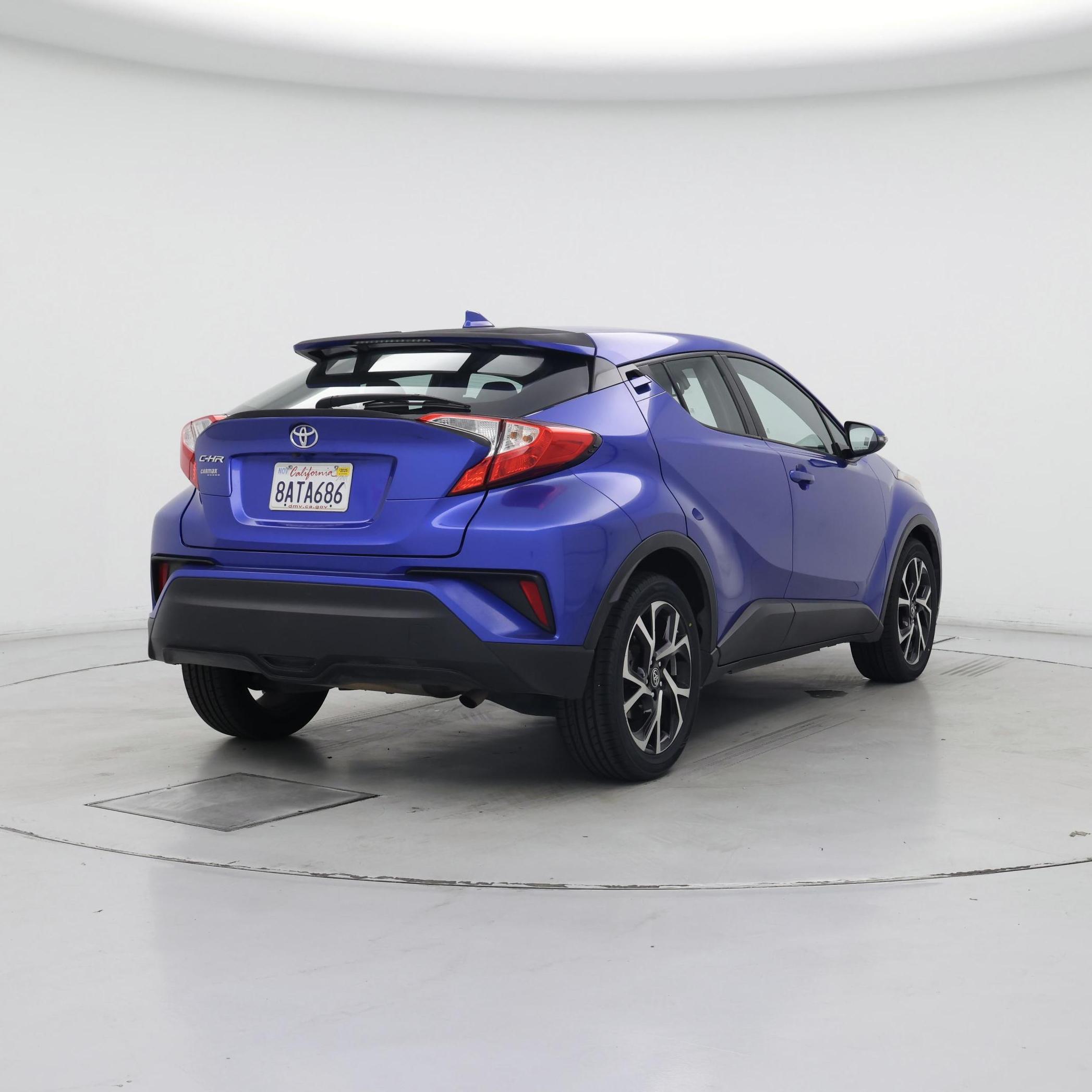 Thumbnail: 2018 Toyota C-HR - 8