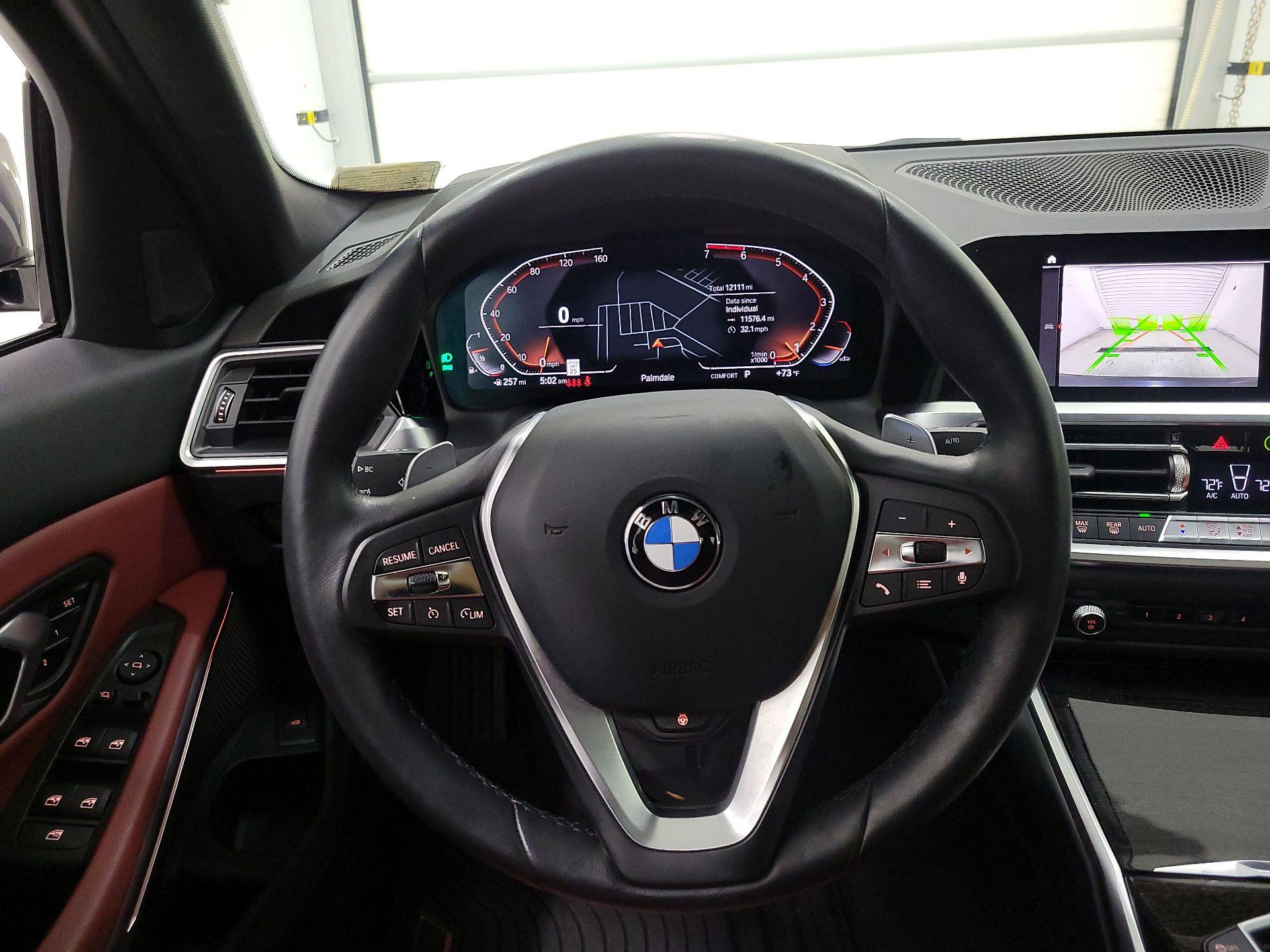 Thumbnail: 2022 BMW 3 Series - 10