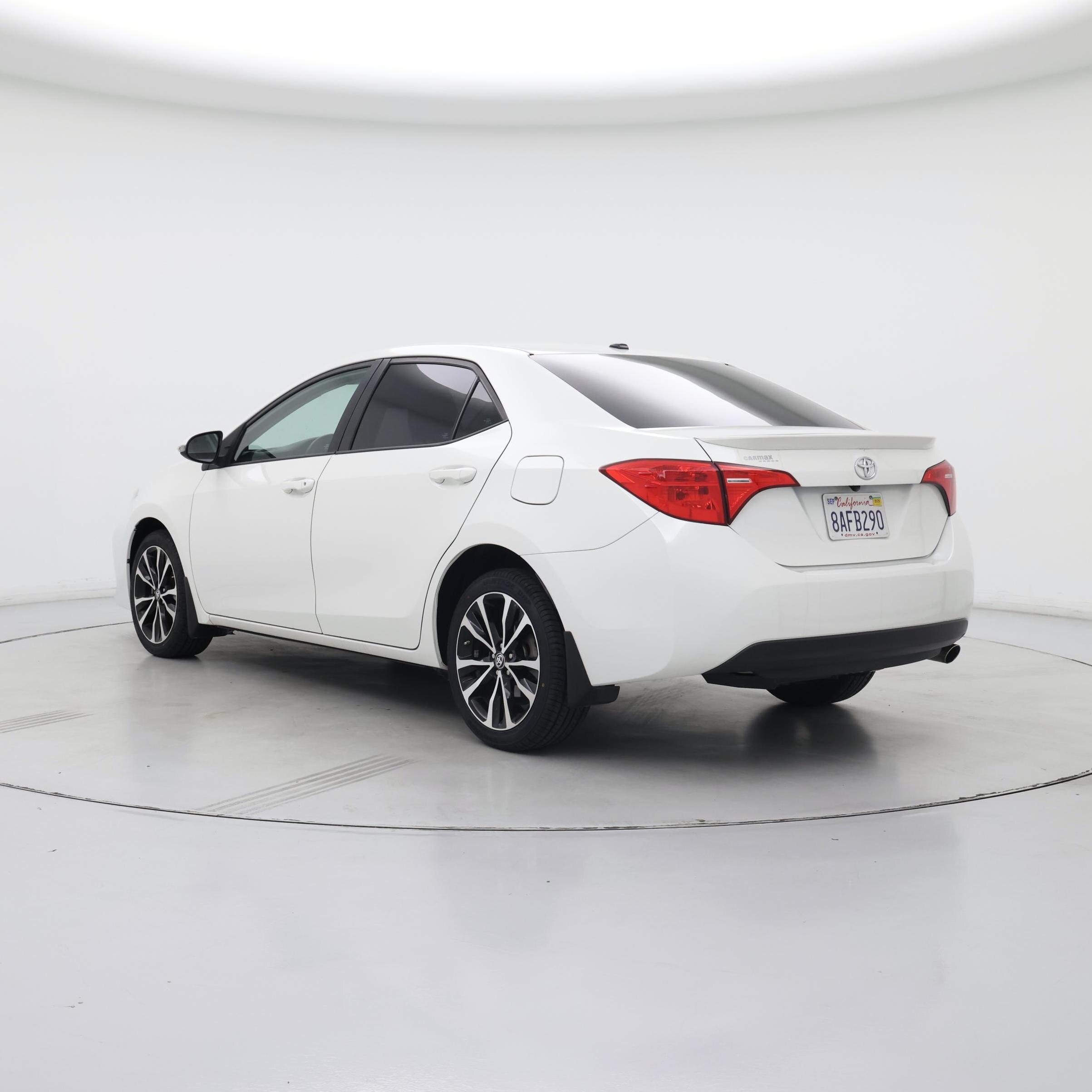Thumbnail: 2017 Toyota Corolla - 2