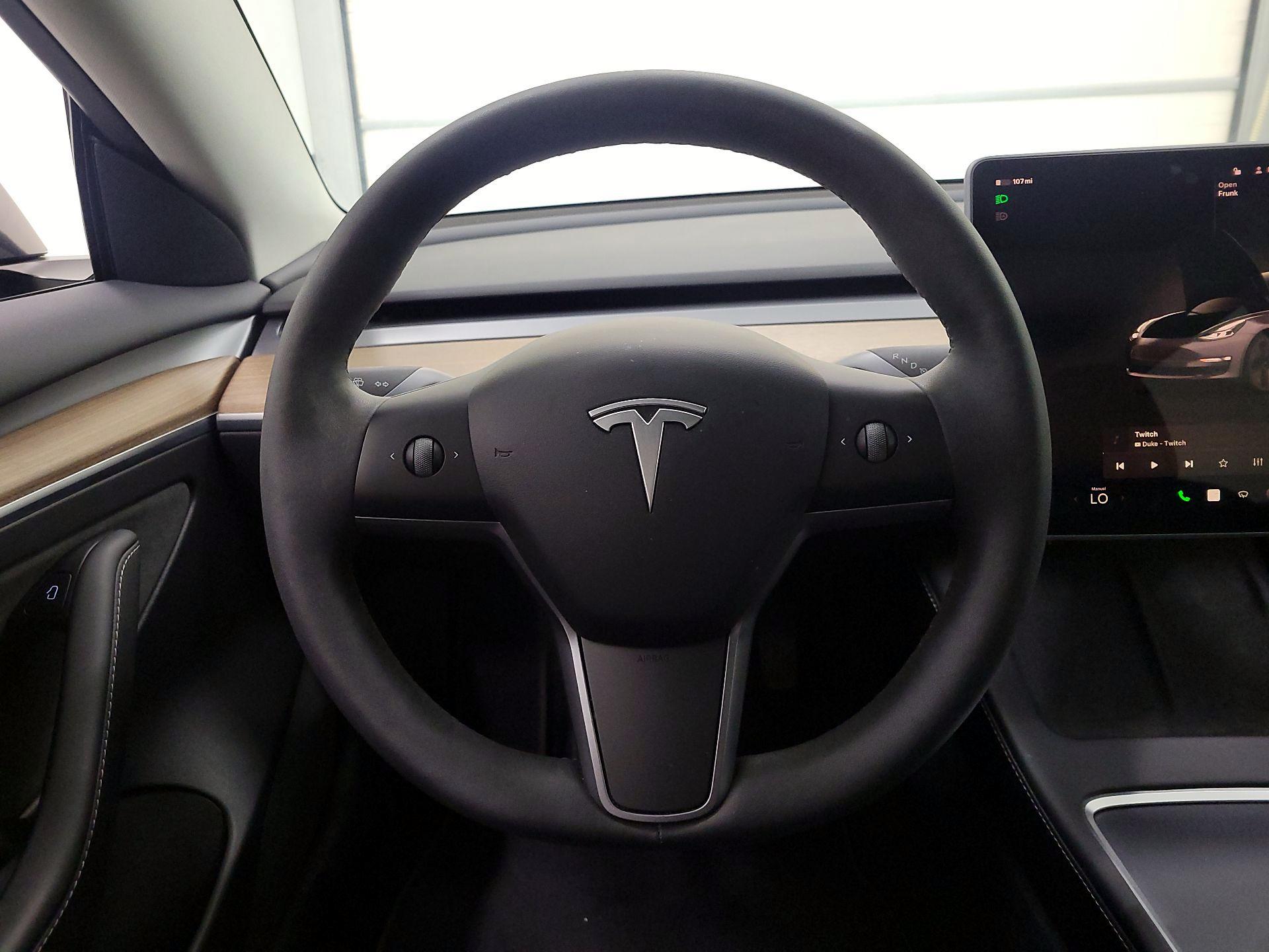 Thumbnail: 2022 Tesla Model 3 - 10