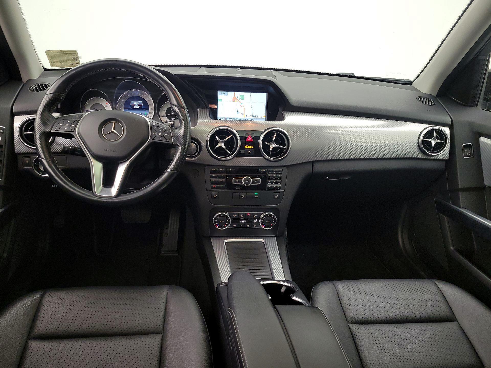 Thumbnail: 2015 Mercedes-Benz GLK - 9