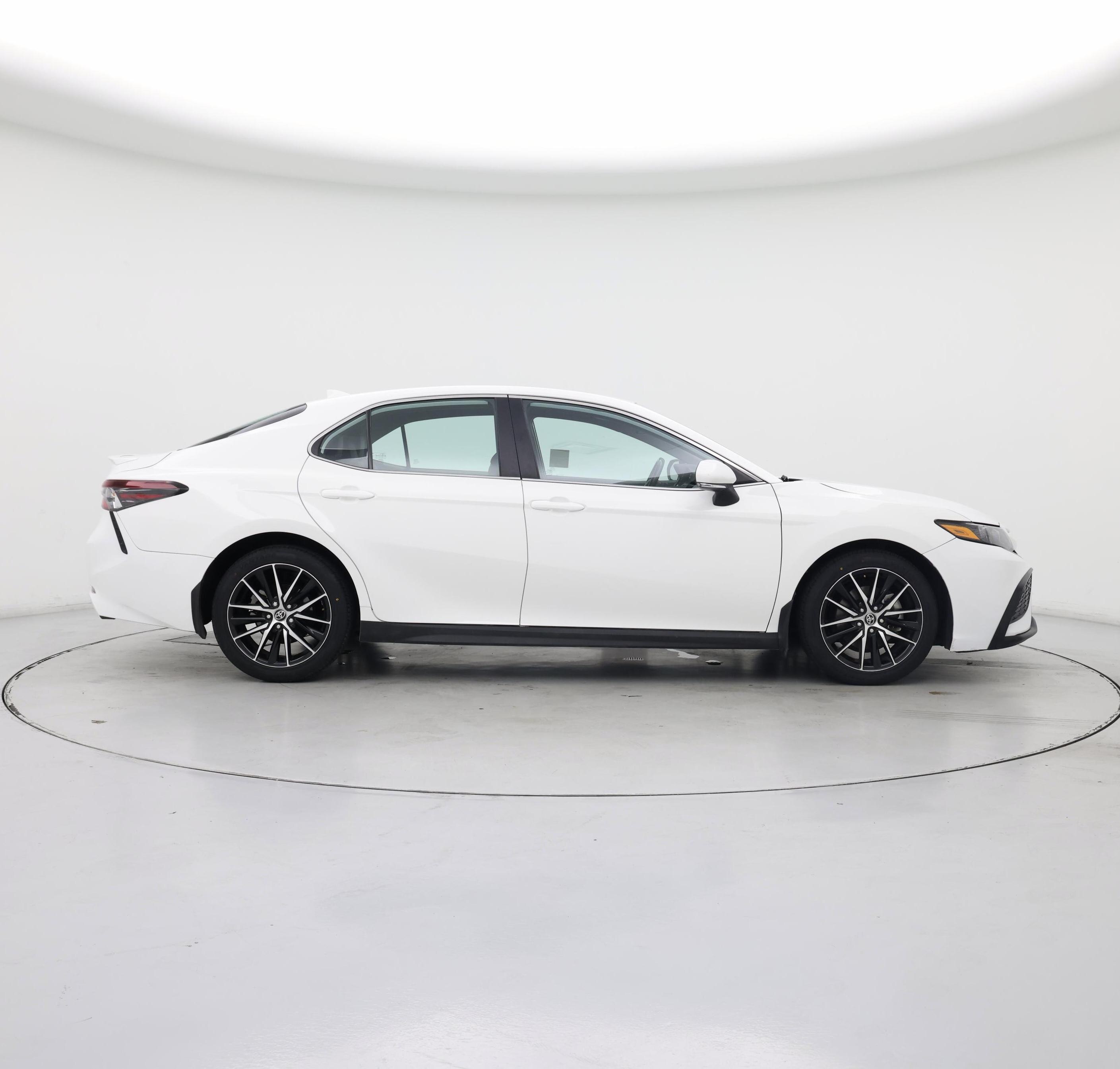 Thumbnail: 2023 Toyota Camry - 7