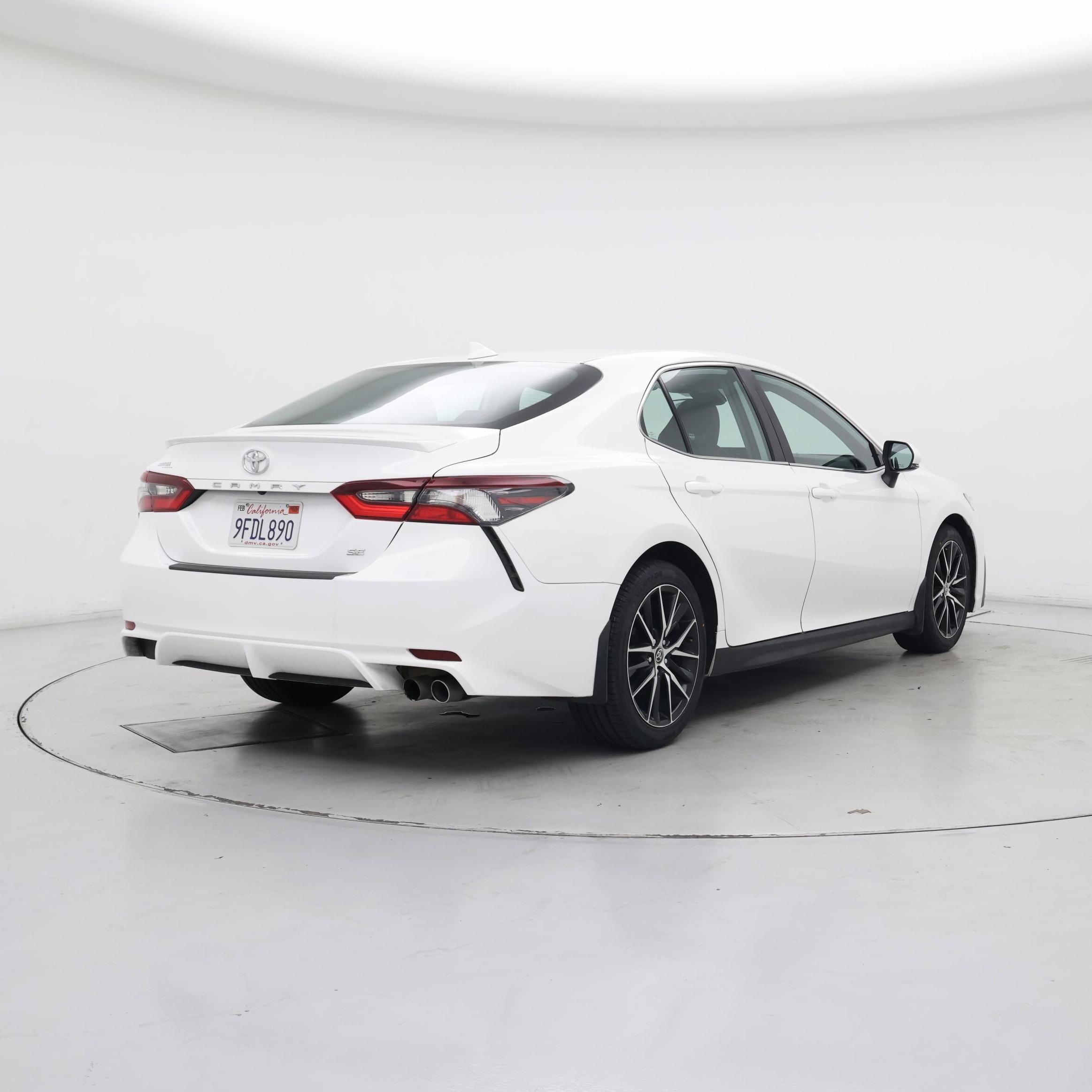 Thumbnail: 2023 Toyota Camry - 8