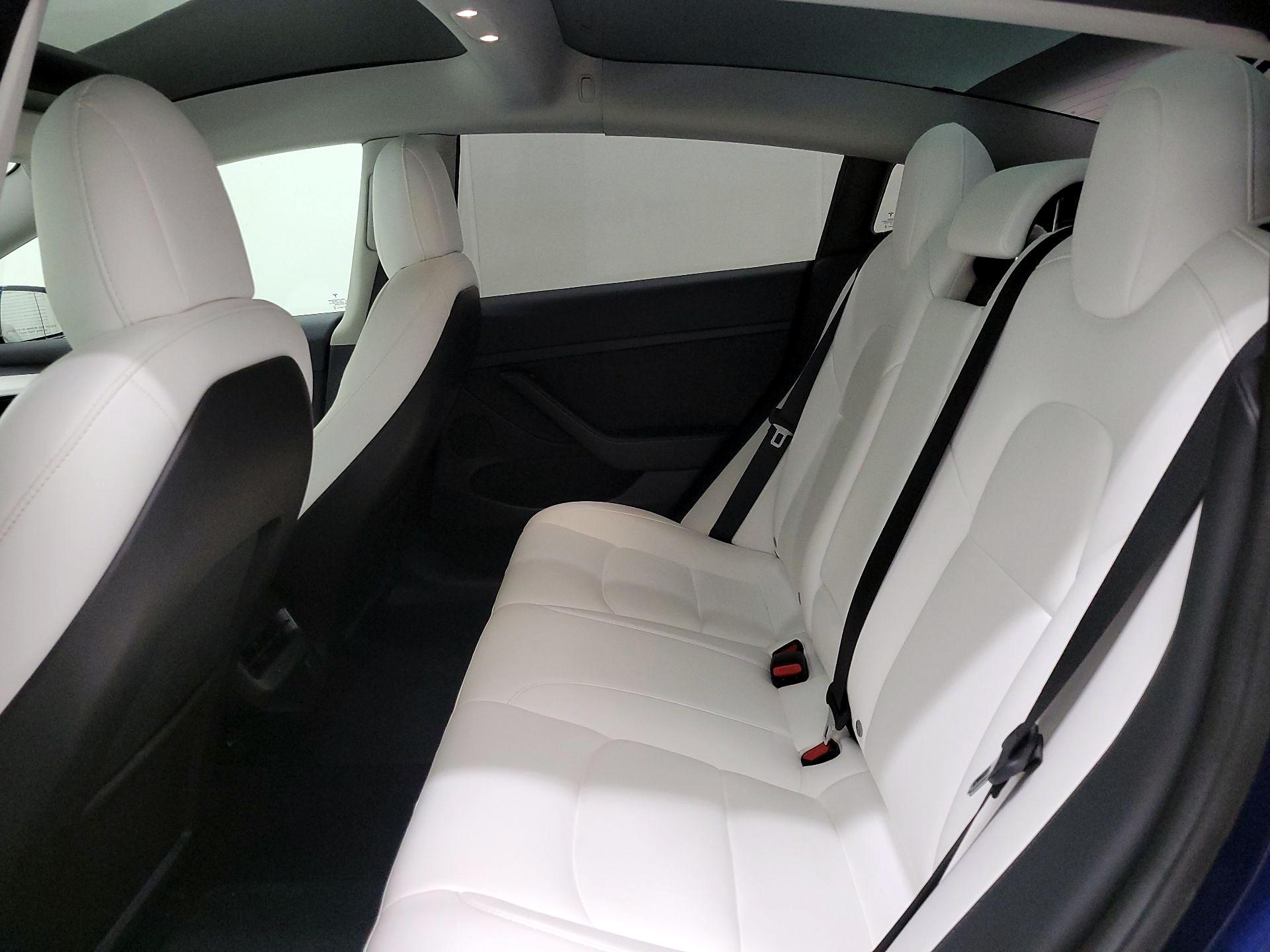 Thumbnail: 2021 Tesla Model 3 - 18