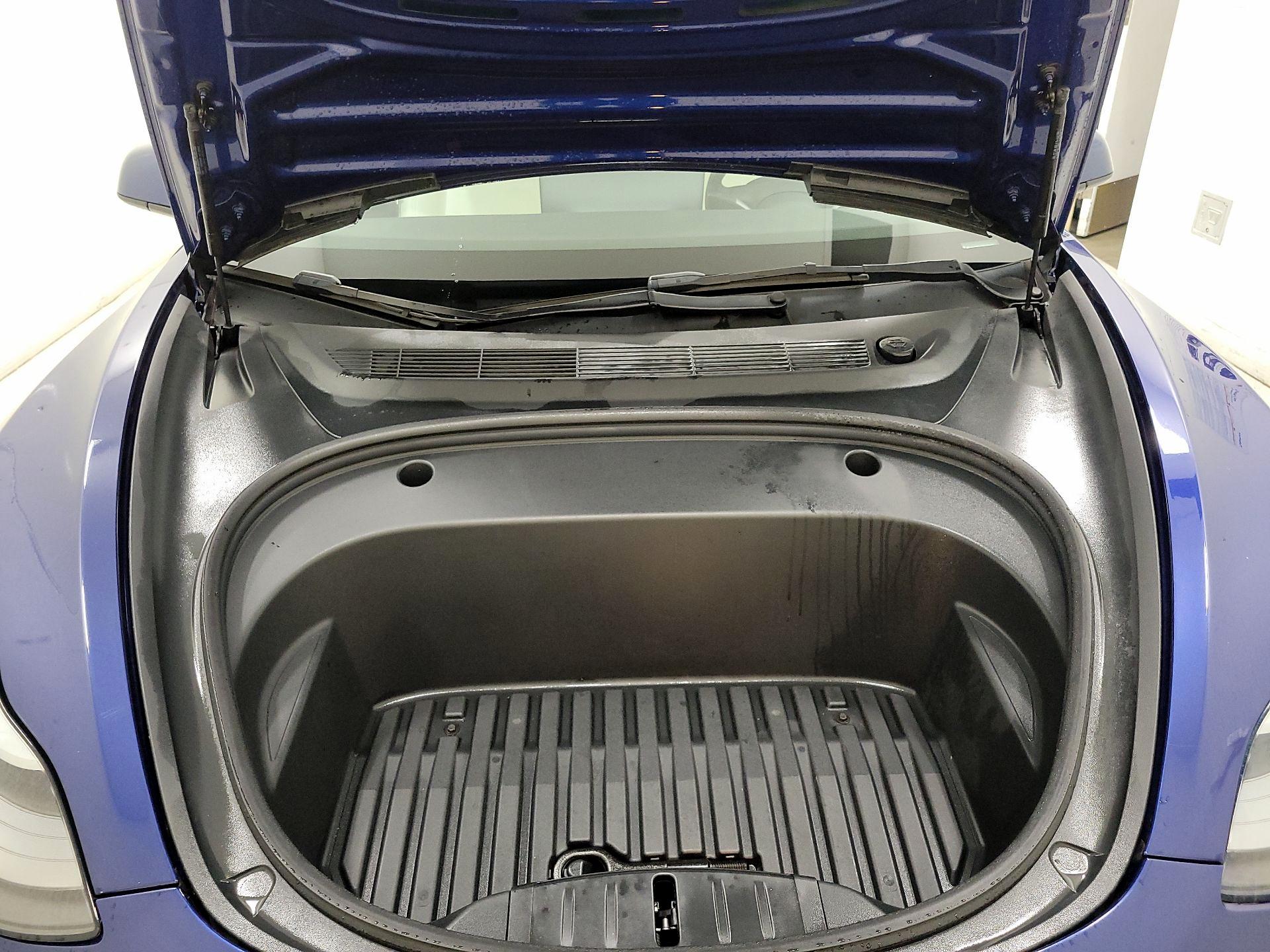 Thumbnail: 2021 Tesla Model 3 - 20