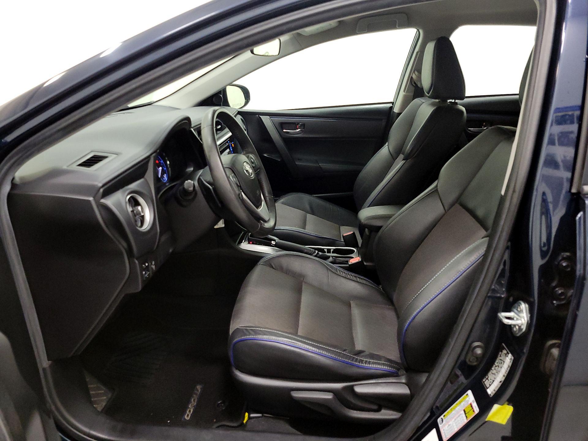 Thumbnail: 2018 Toyota Corolla - 11