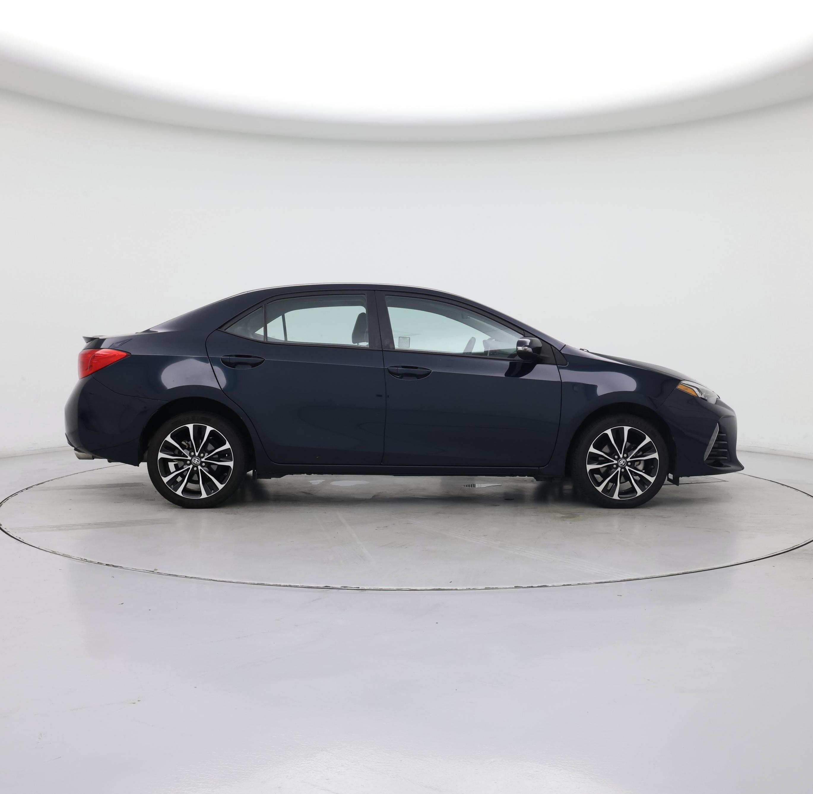 Thumbnail: 2018 Toyota Corolla - 7