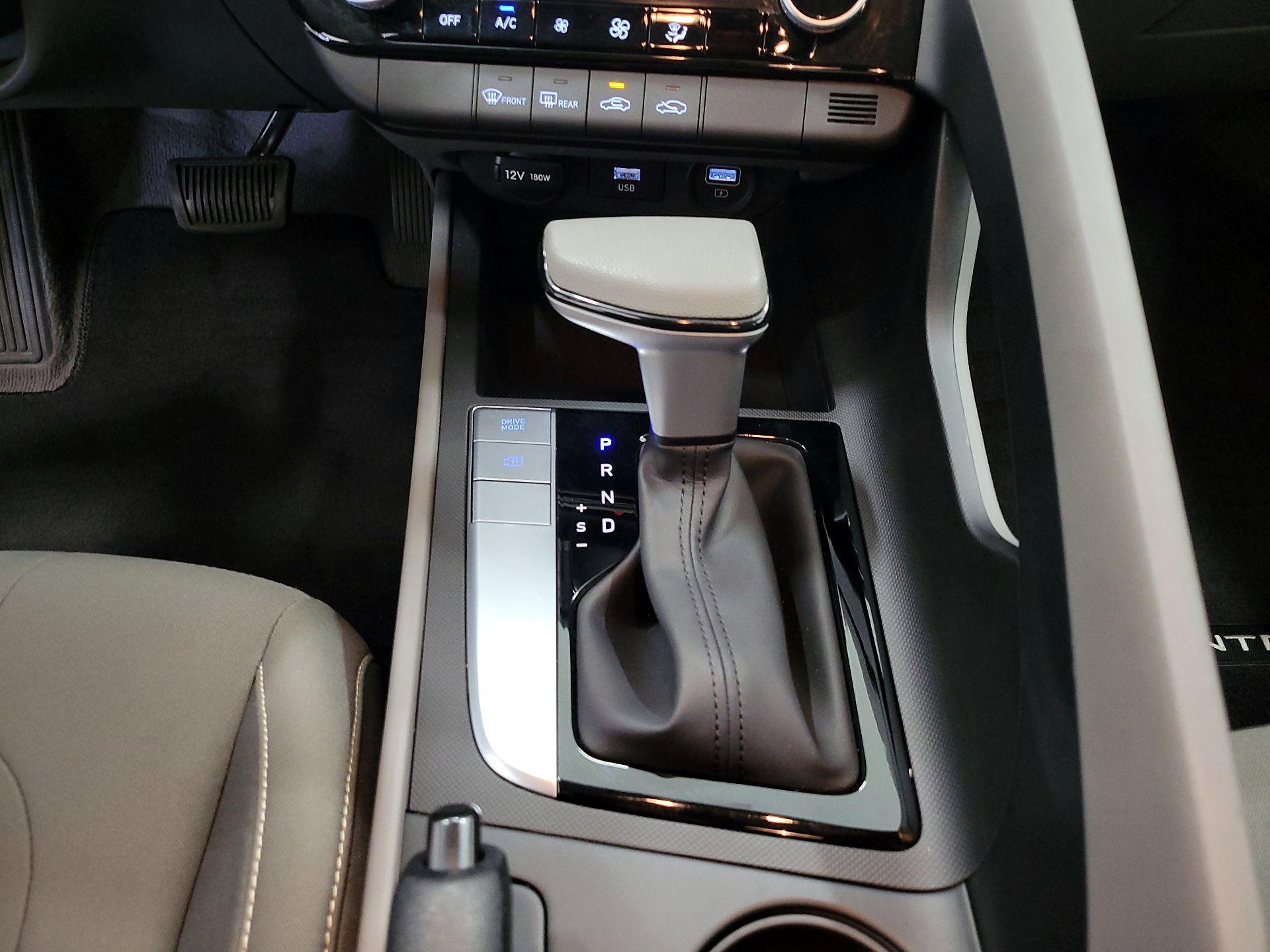 Thumbnail: 2023 Hyundai Elantra - 17