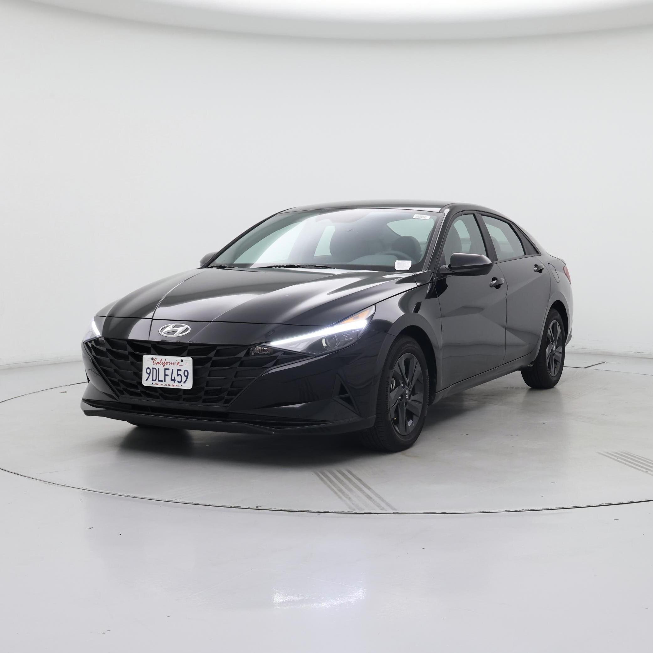 Thumbnail: 2023 Hyundai Elantra - 4