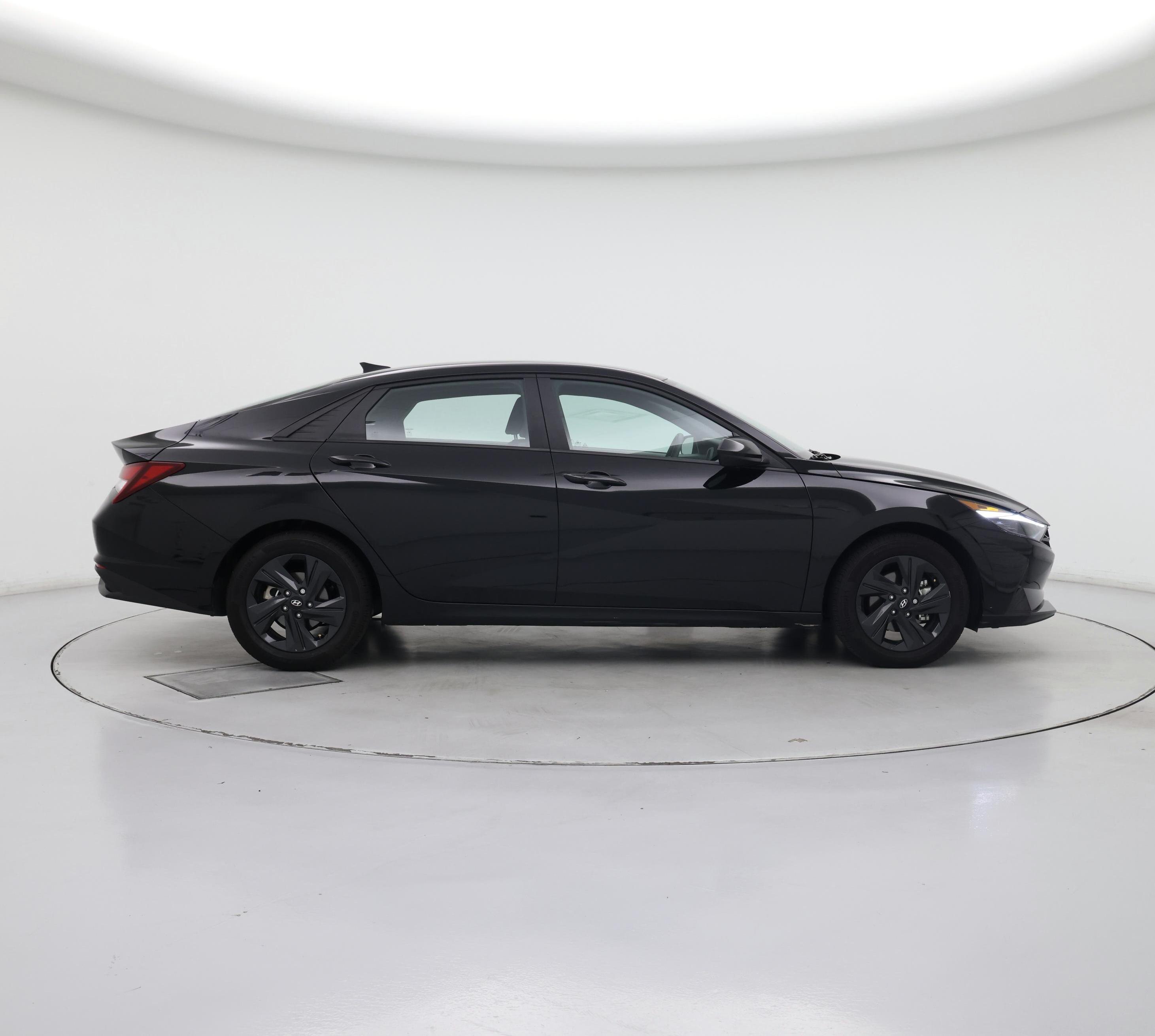 Thumbnail: 2023 Hyundai Elantra - 7