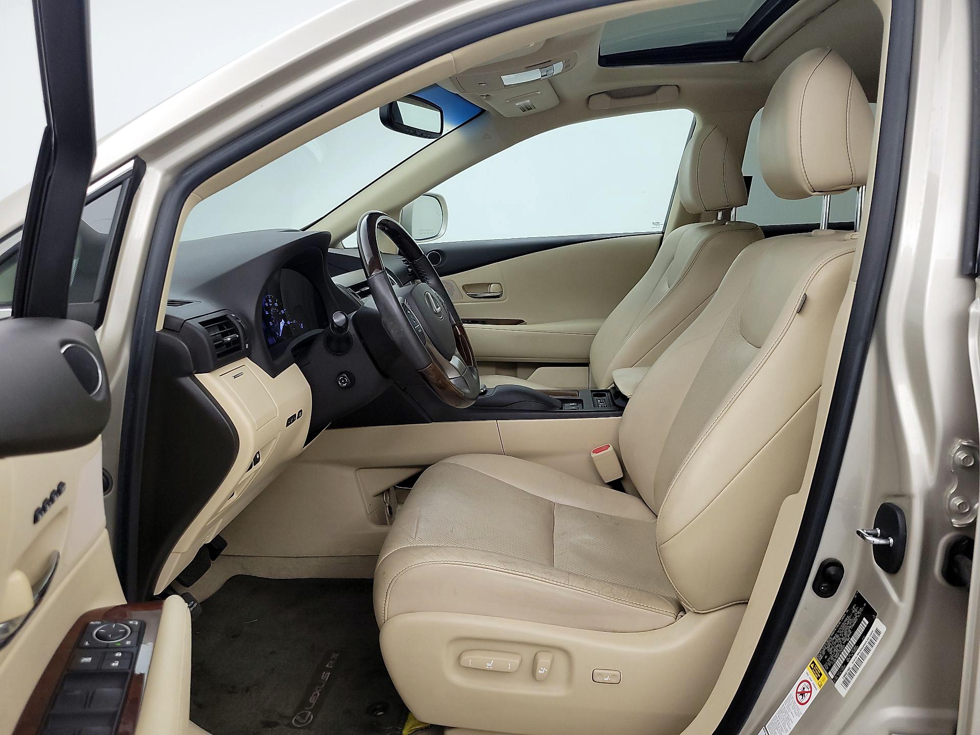 Thumbnail: 2015 Lexus RX - 11