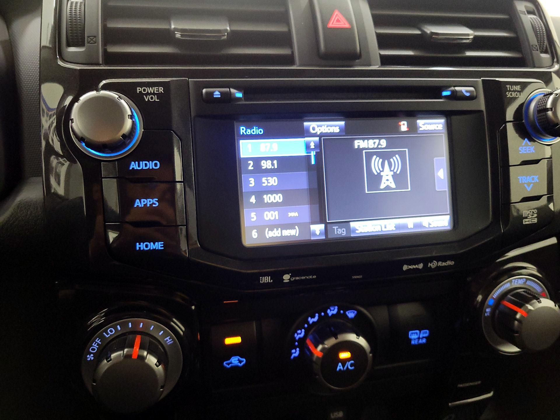 Thumbnail: 2019 Toyota 4Runner - 15