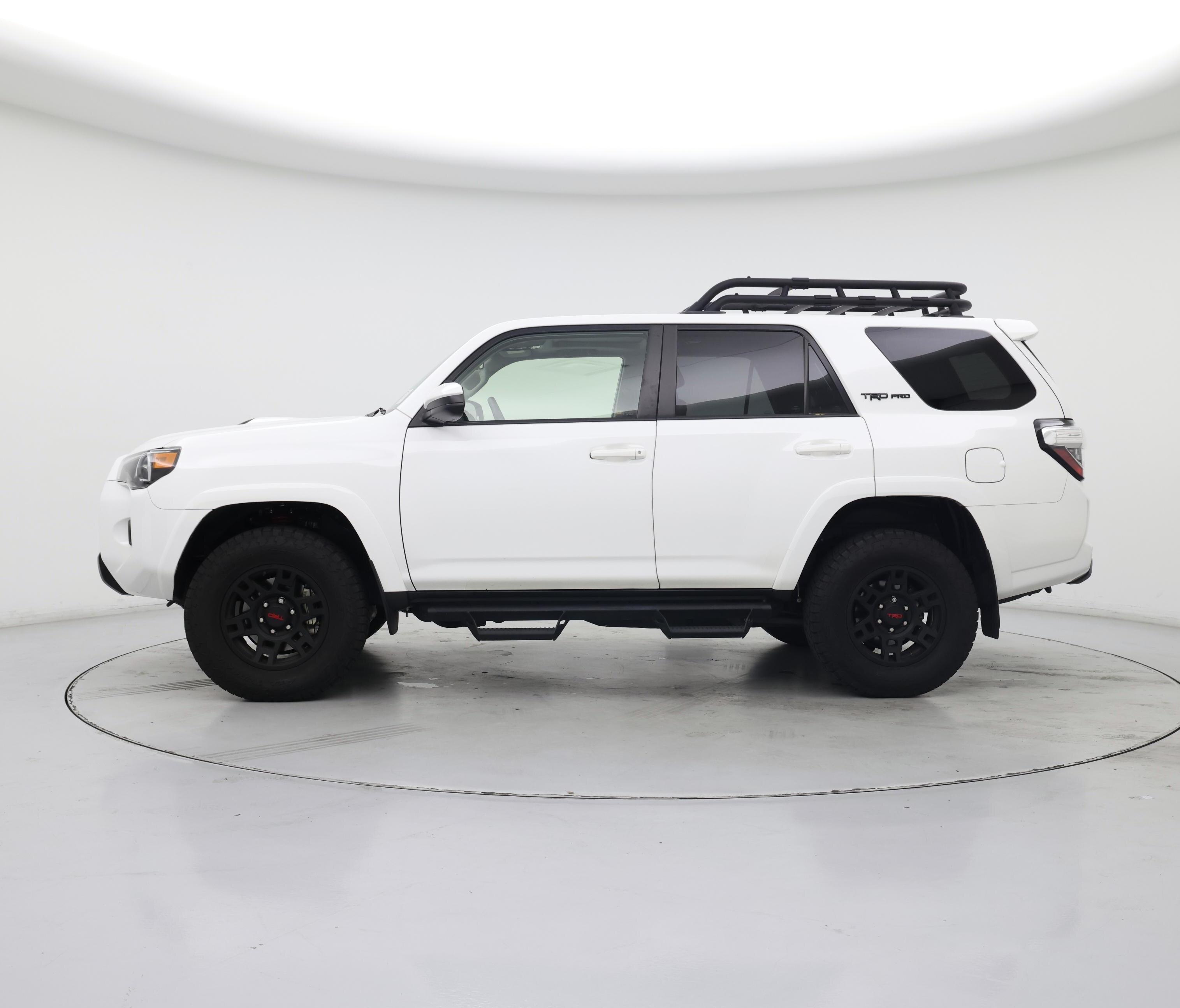 Thumbnail: 2019 Toyota 4Runner - 3