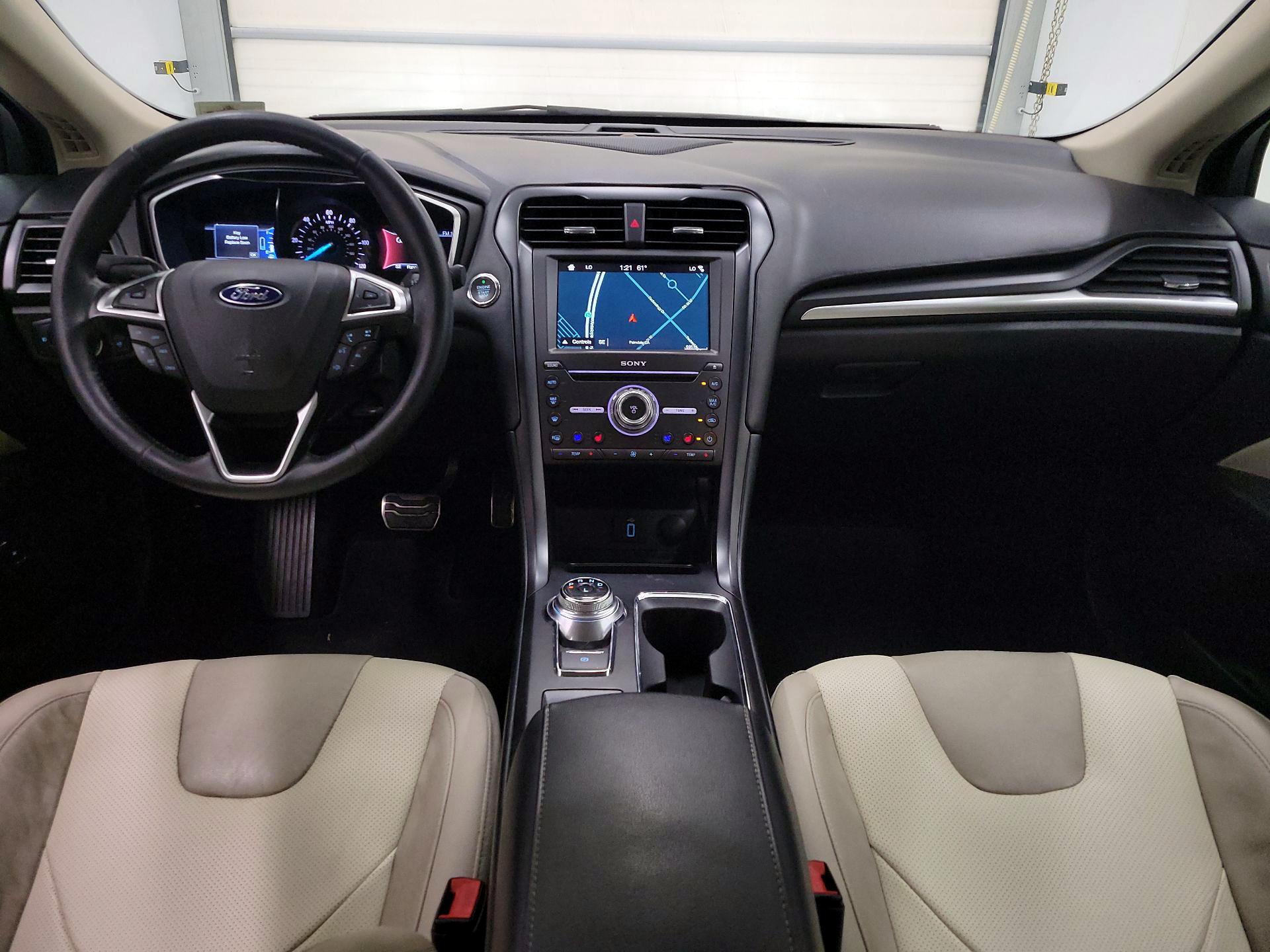 Thumbnail: 2017 Ford Fusion - 9