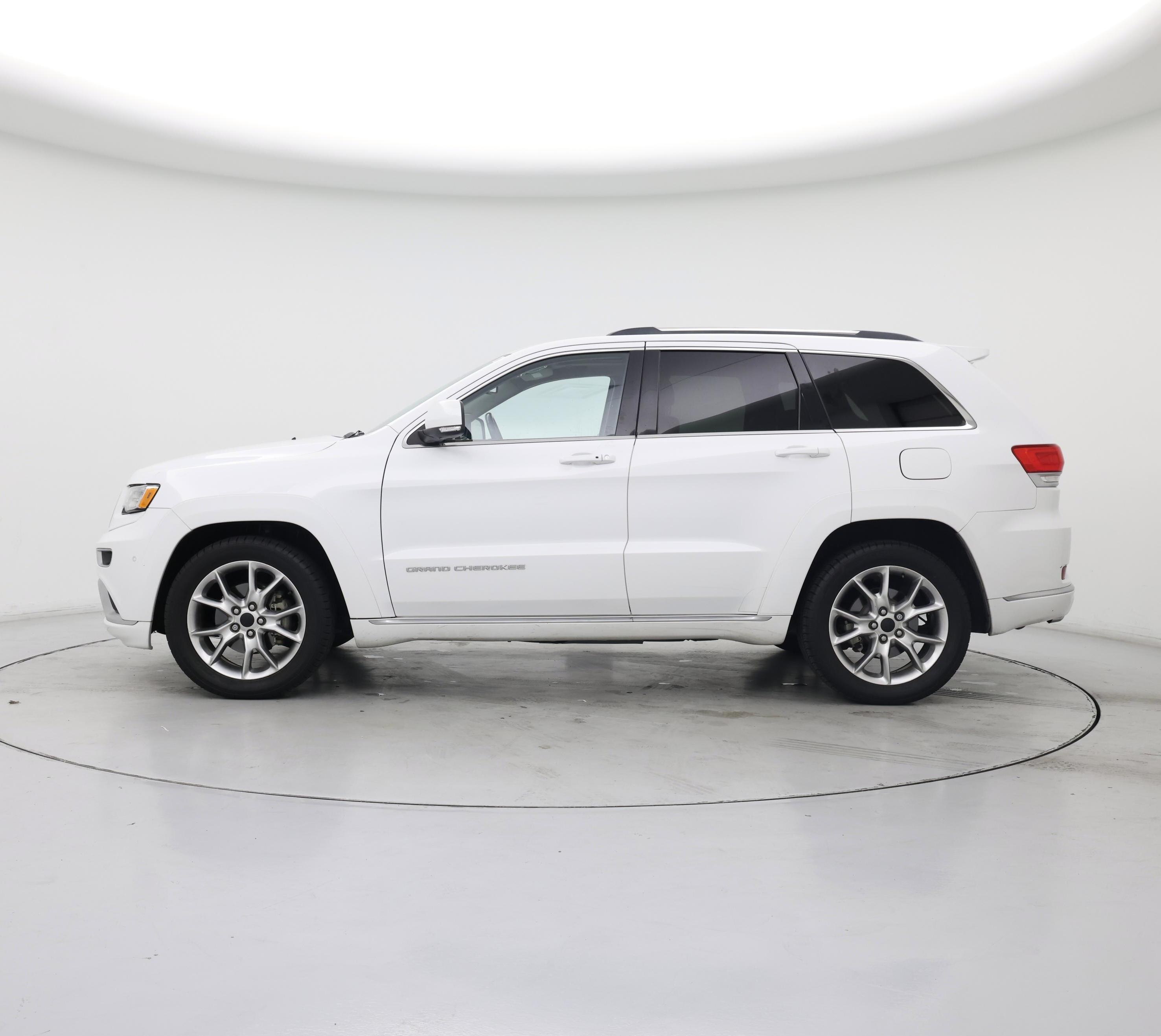 Thumbnail: 2015 Jeep Grand Cherokee - 5