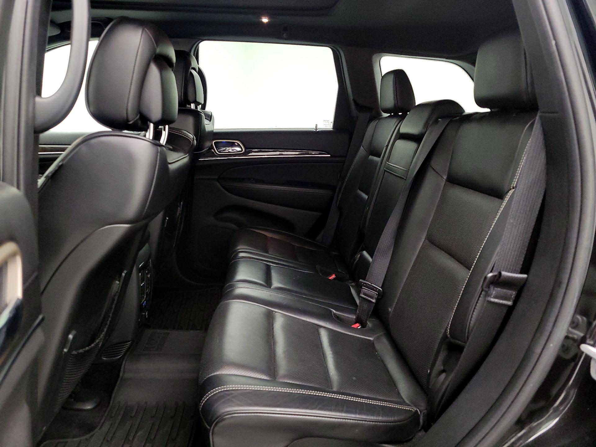 Thumbnail: 2016 Jeep Grand Cherokee - 20