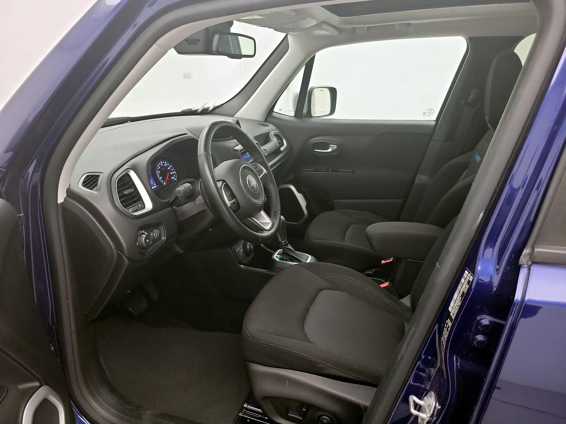 Thumbnail: 2021 Jeep Renegade - 11