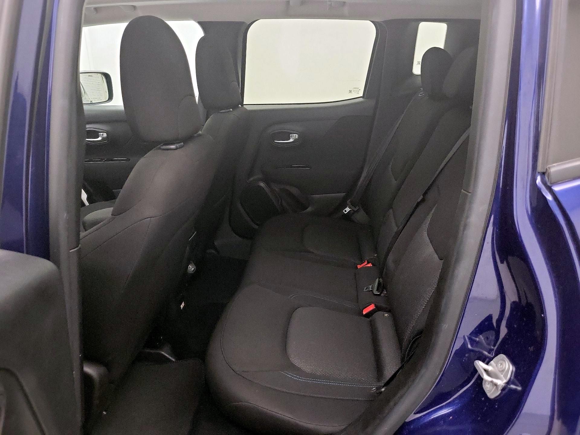 Thumbnail: 2021 Jeep Renegade - 20