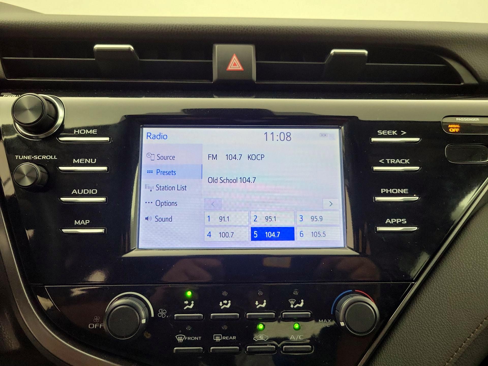 Thumbnail: 2019 Toyota Camry - 15