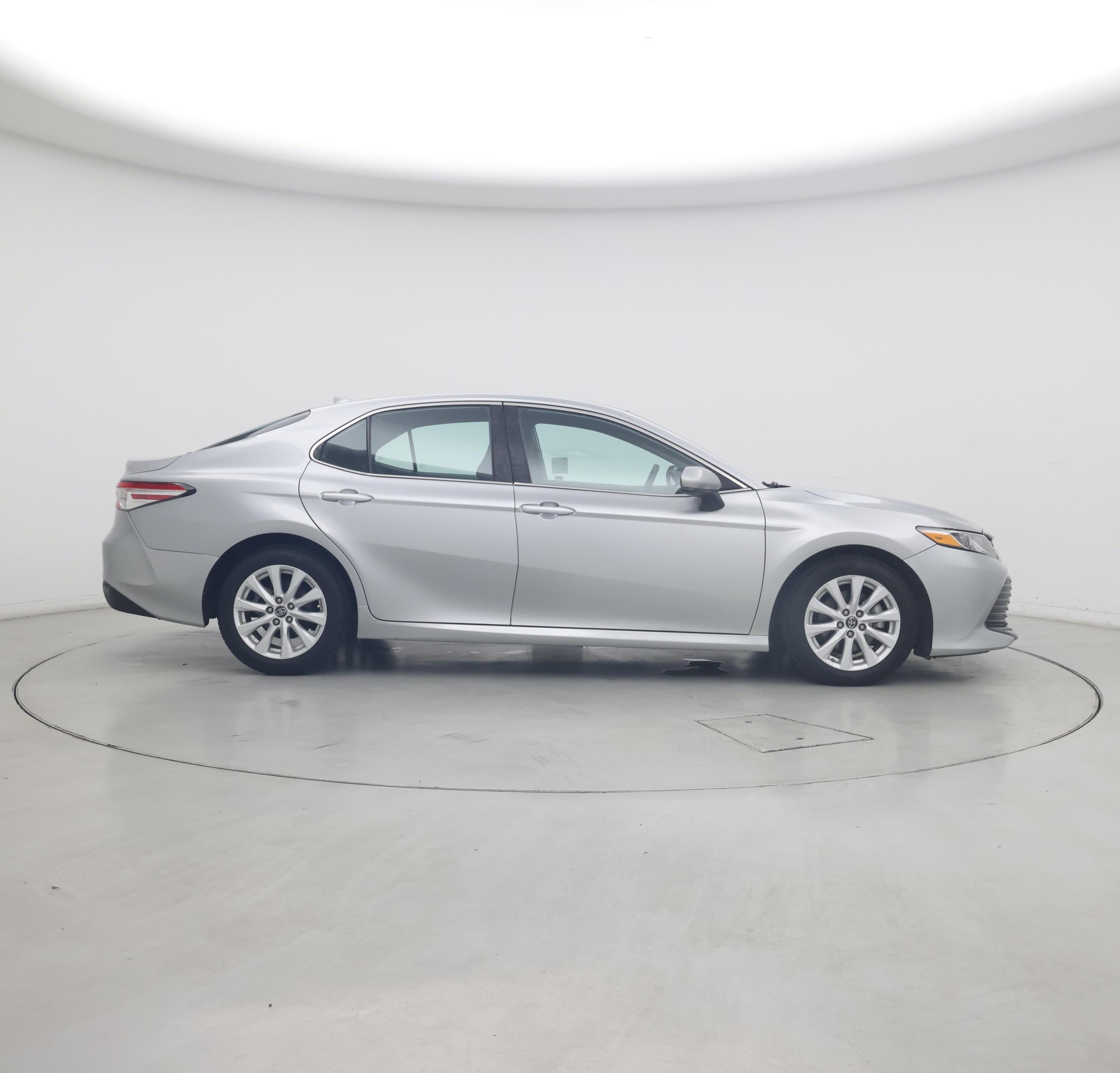 Thumbnail: 2019 Toyota Camry - 7