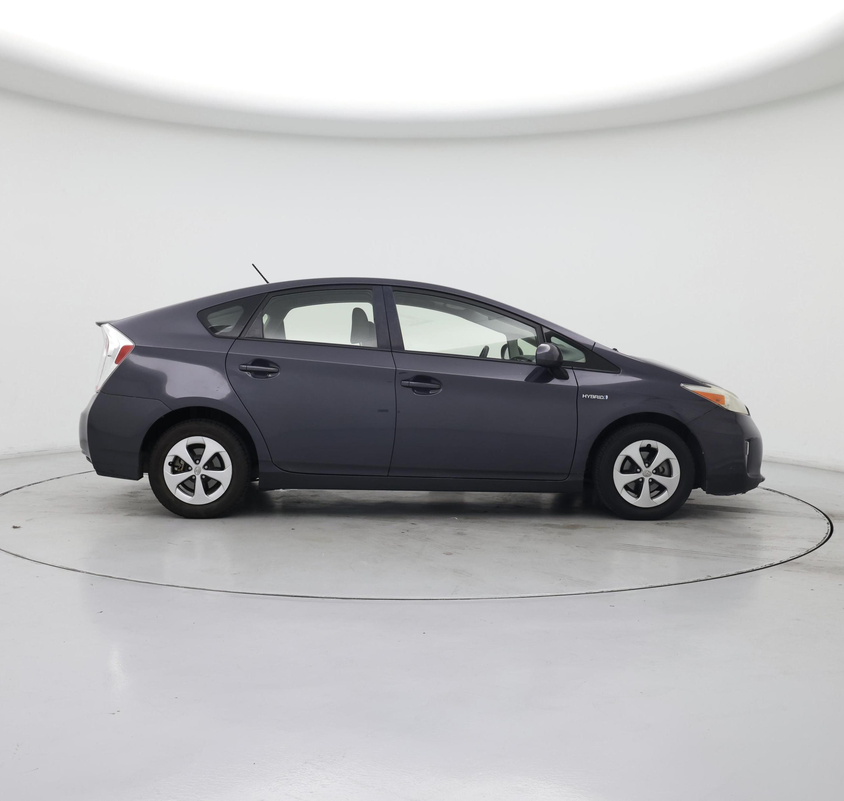 Thumbnail: 2015 Toyota Prius - 7