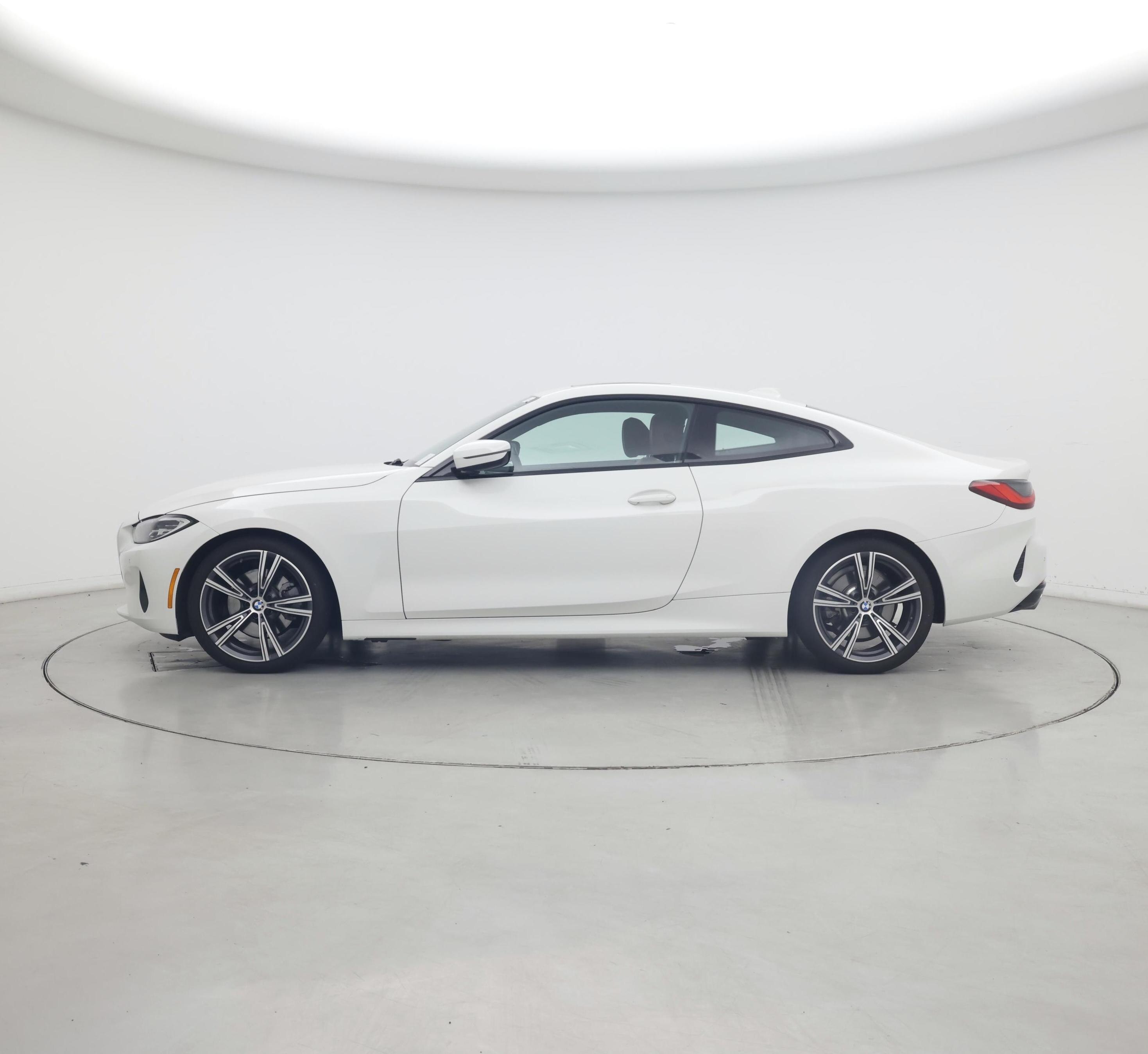 Thumbnail: 2022 BMW 4 Series - 3