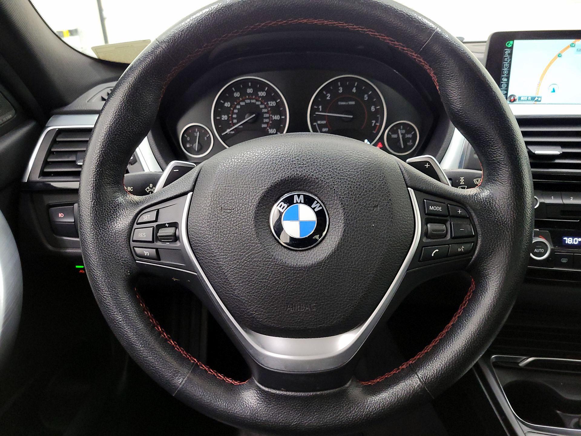 Thumbnail: 2016 BMW 3 Series - 10