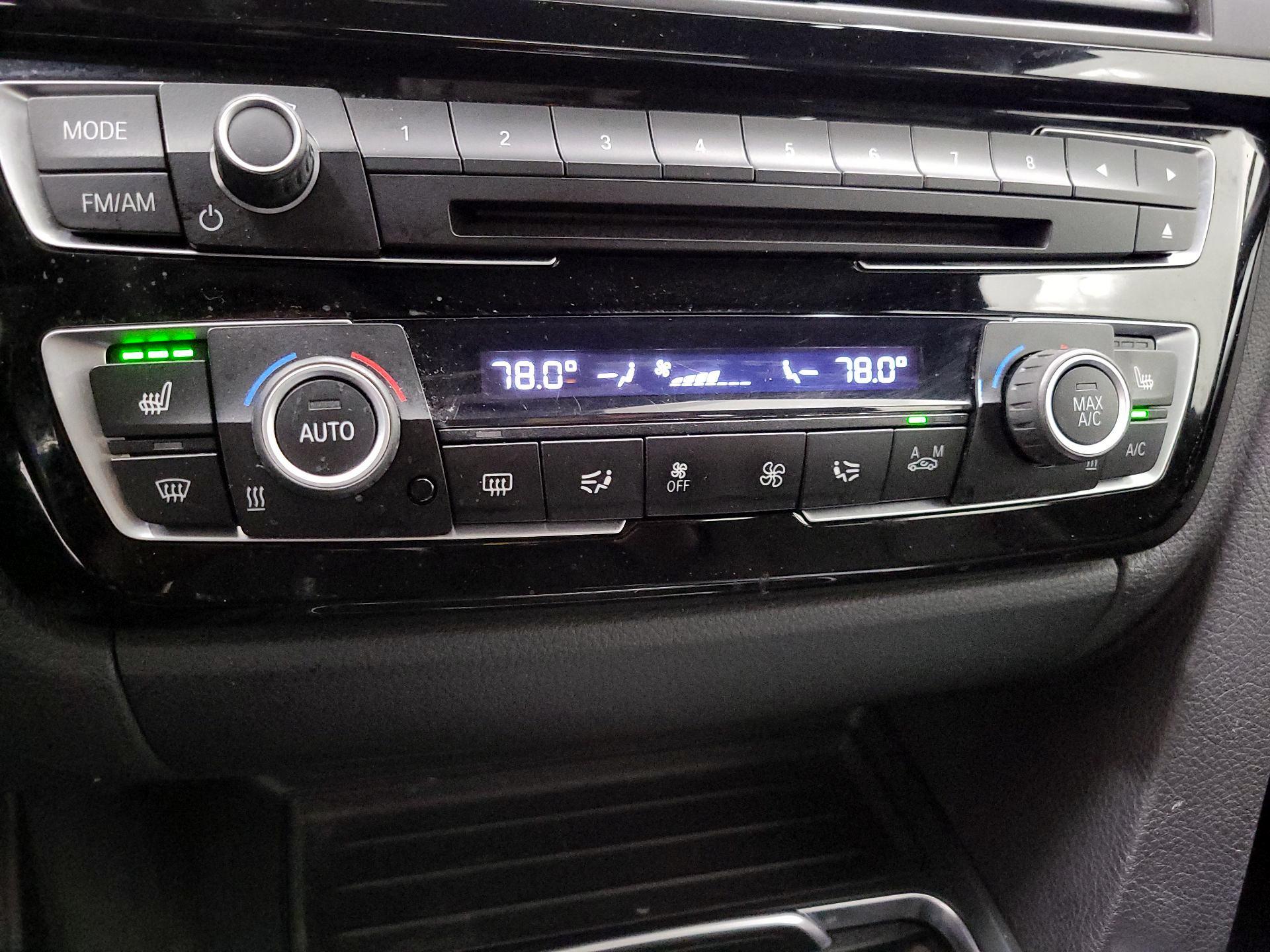 Thumbnail: 2016 BMW 3 Series - 17