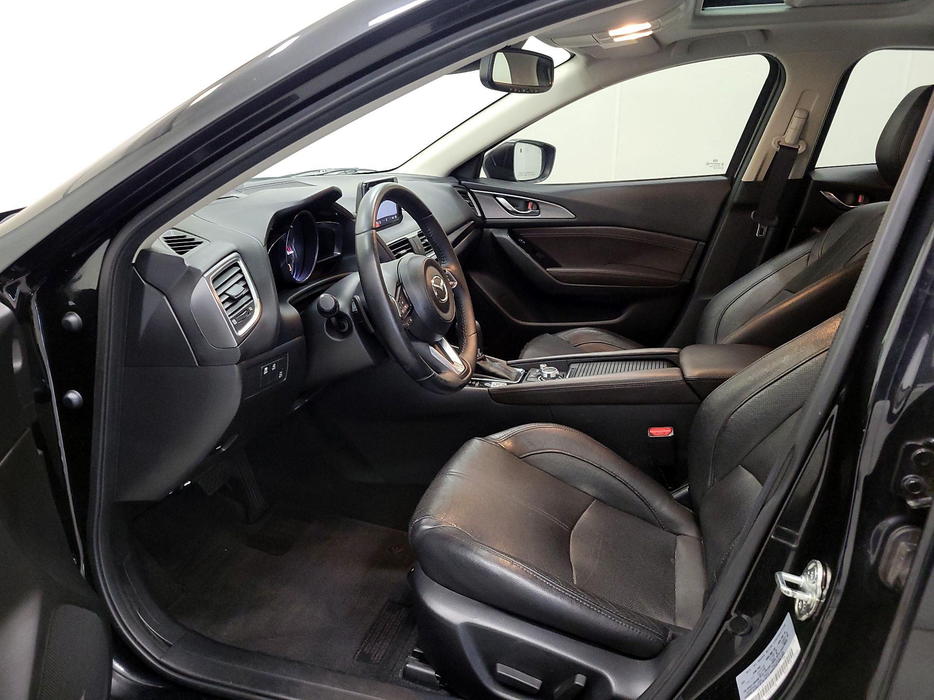 Thumbnail: 2017 Mazda Mazda3 - 11