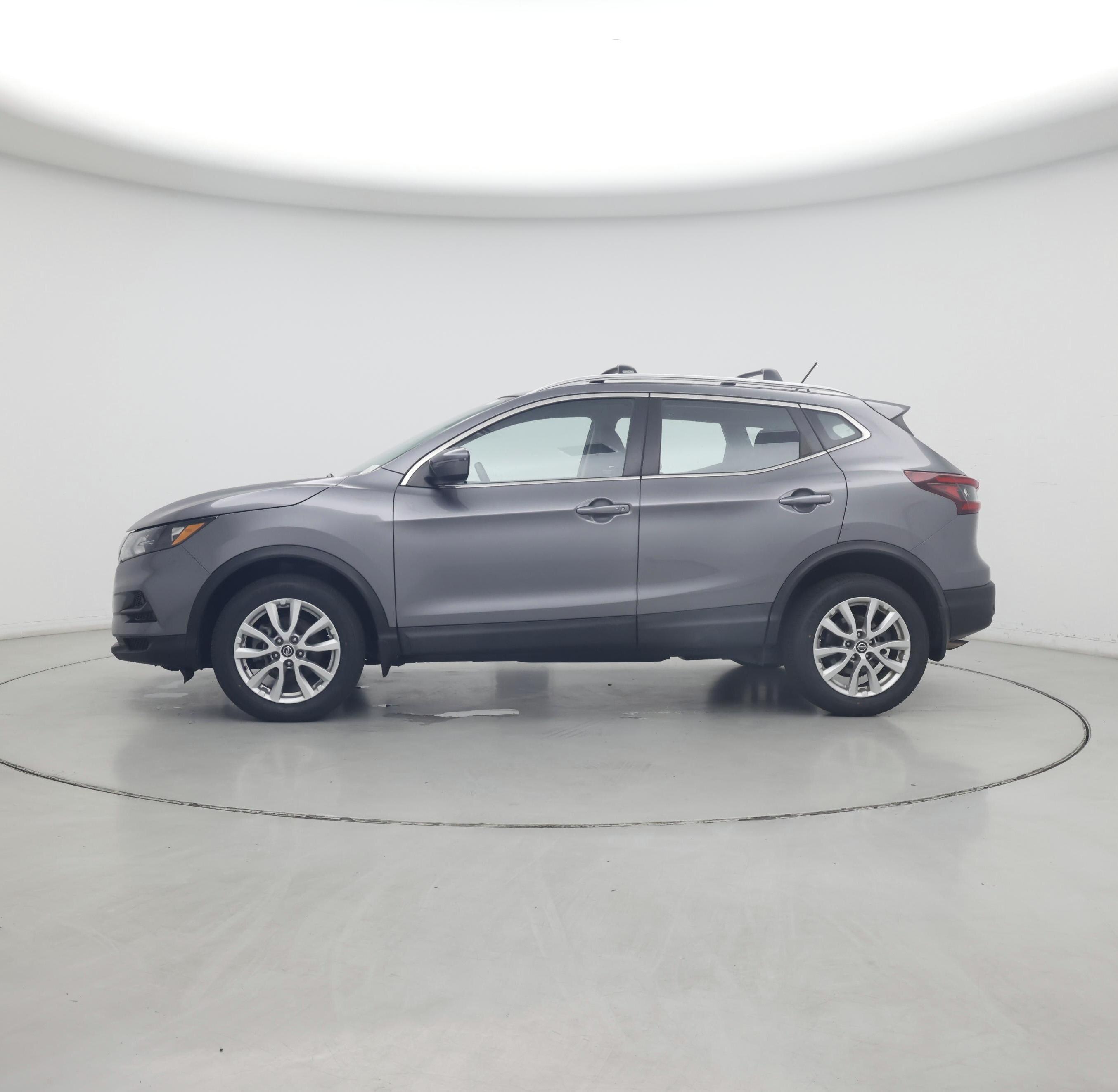 Thumbnail: 2020 Nissan Rogue Sport - 3