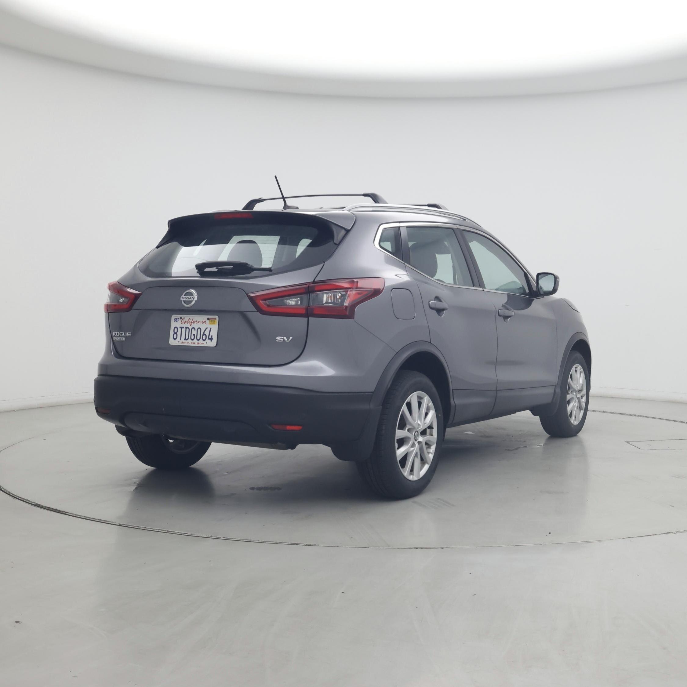 Thumbnail: 2020 Nissan Rogue Sport - 8