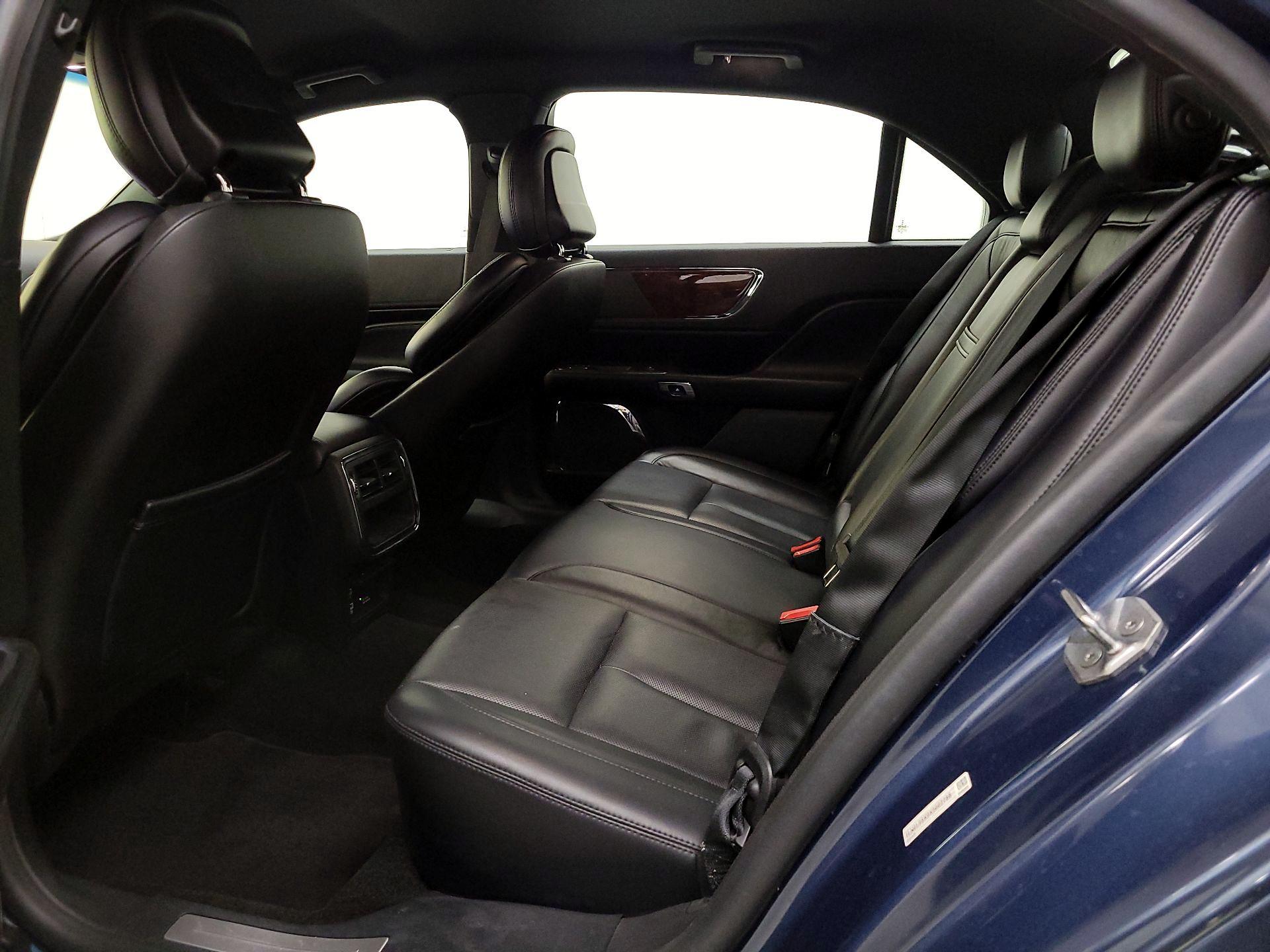 Thumbnail: 2019 Lincoln Continental - 20