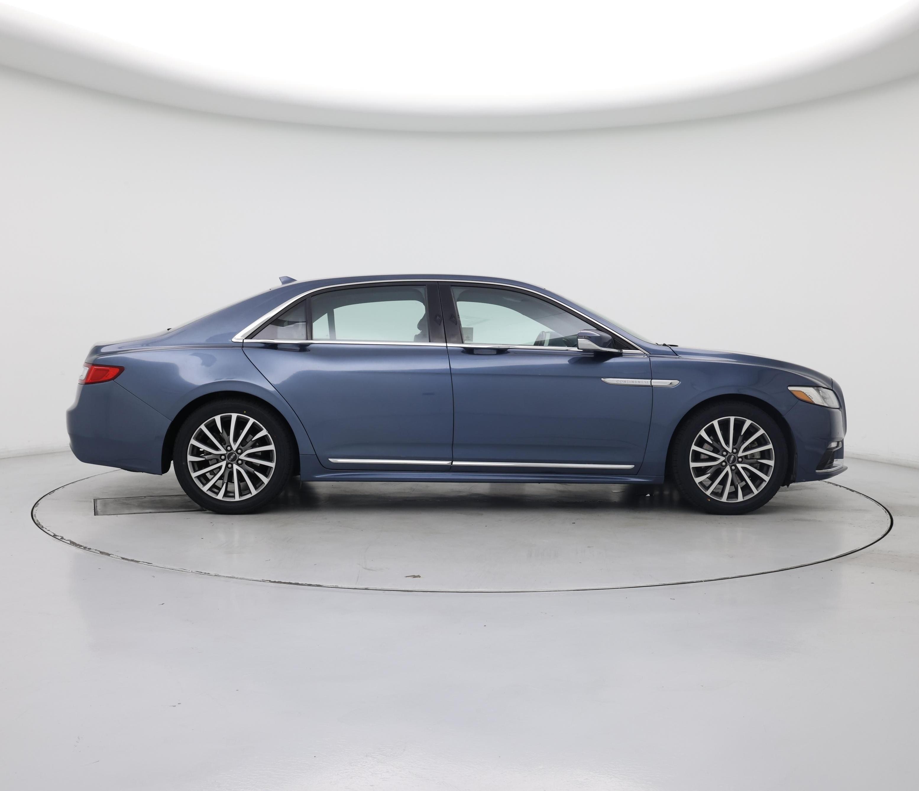 Thumbnail: 2019 Lincoln Continental - 7