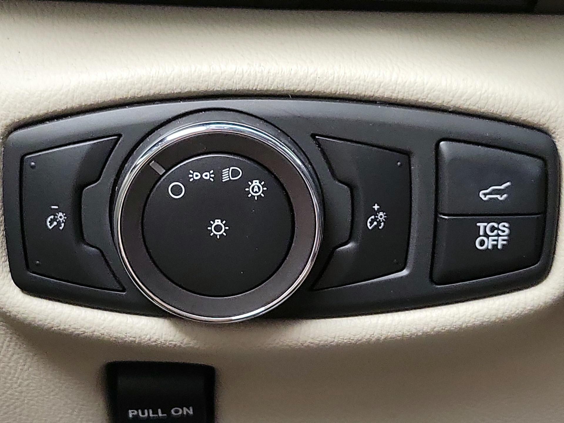 Thumbnail: 2020 Lincoln Nautilus - 13