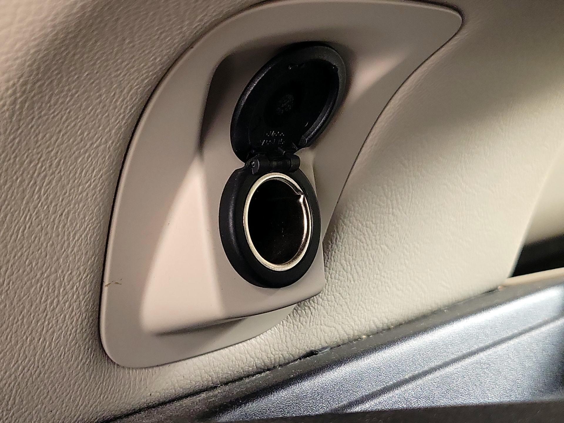 Thumbnail: 2020 Lincoln Nautilus - 19