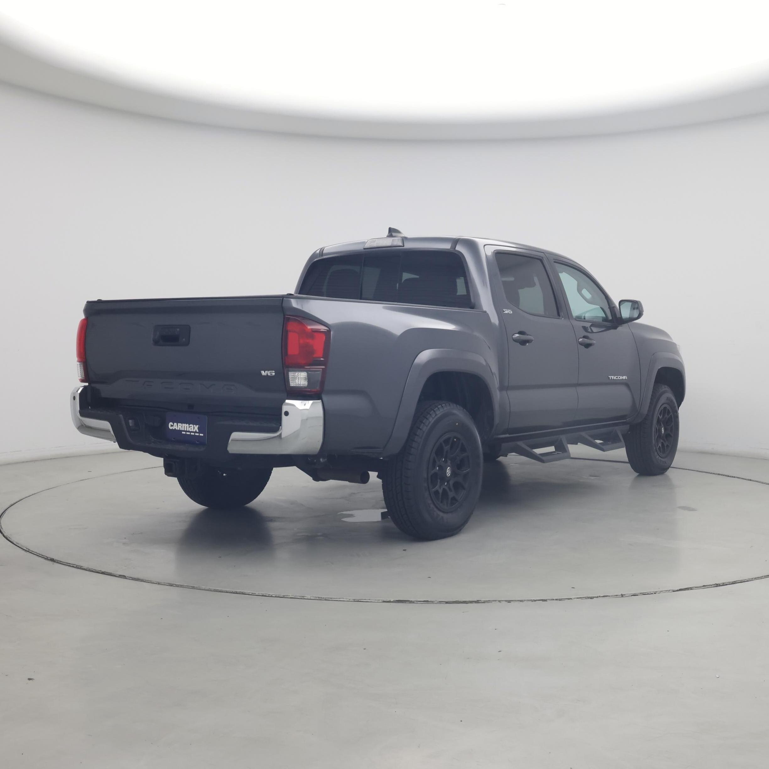 Thumbnail: 2022 Toyota Tacoma - 8