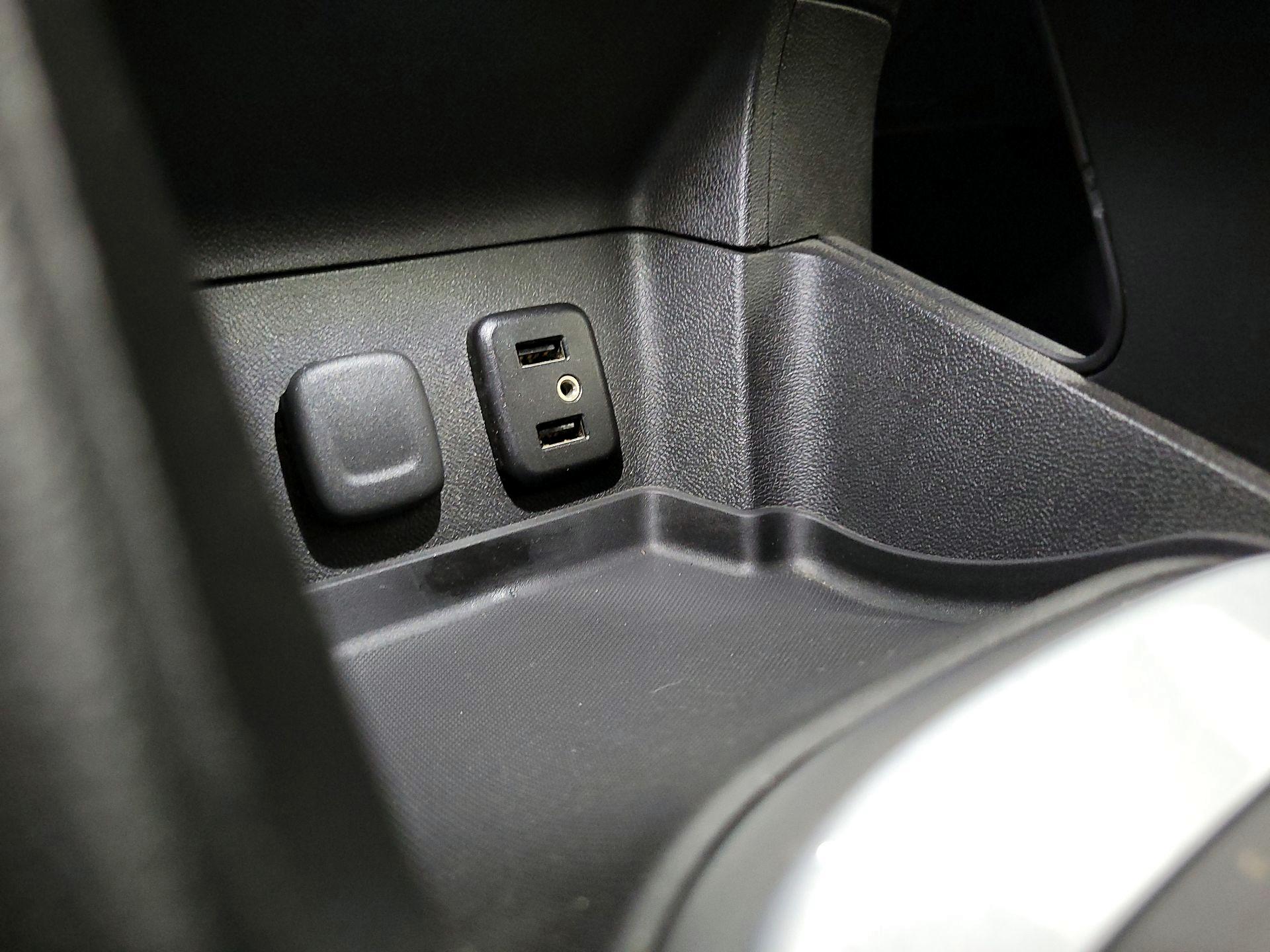 Thumbnail: 2017 Chevrolet Volt - 19