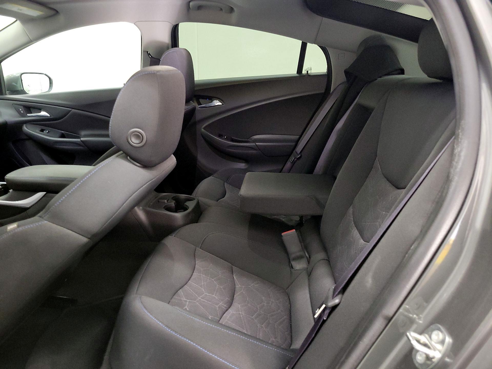 Thumbnail: 2017 Chevrolet Volt - 20