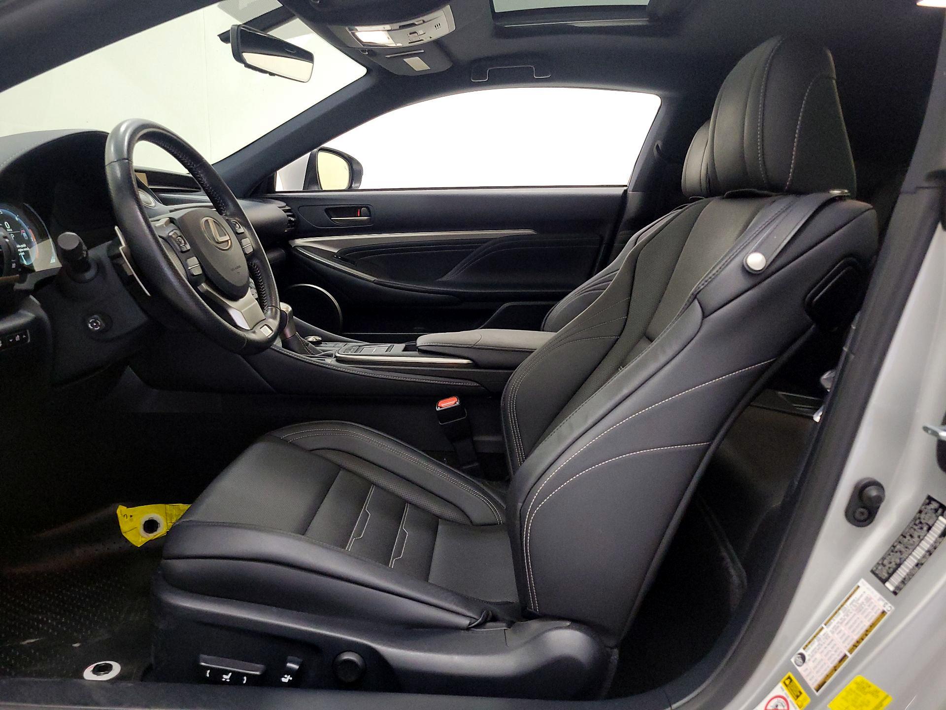 Thumbnail: 2016 Lexus RC - 11